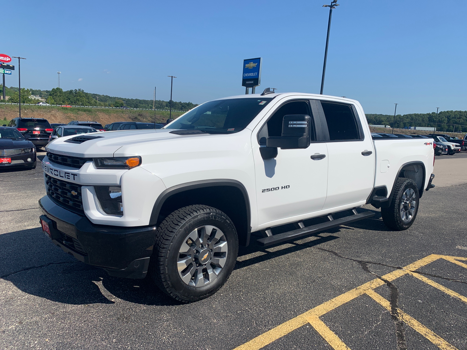 2022 Chevrolet Silverado 2500HD Custom 3