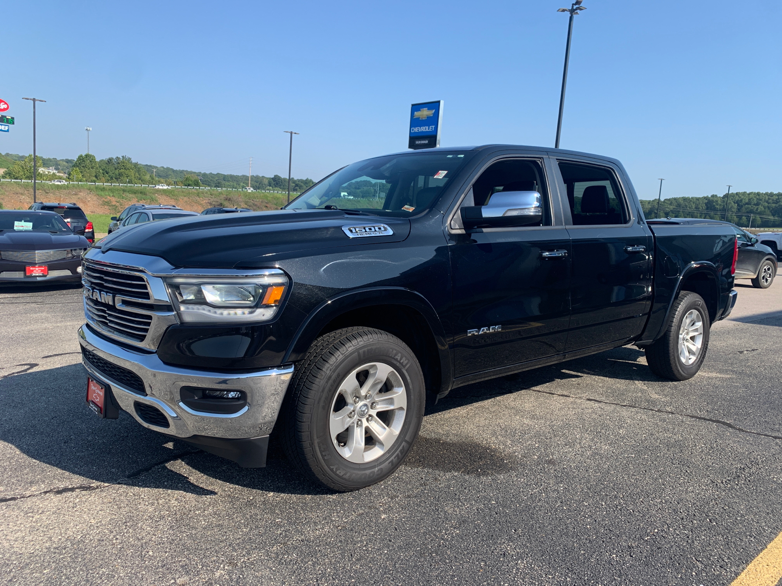 2022 Ram 1500 Laramie 3