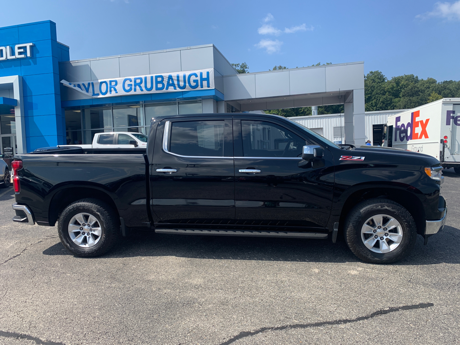 2023 Chevrolet Silverado 1500 LTZ 13