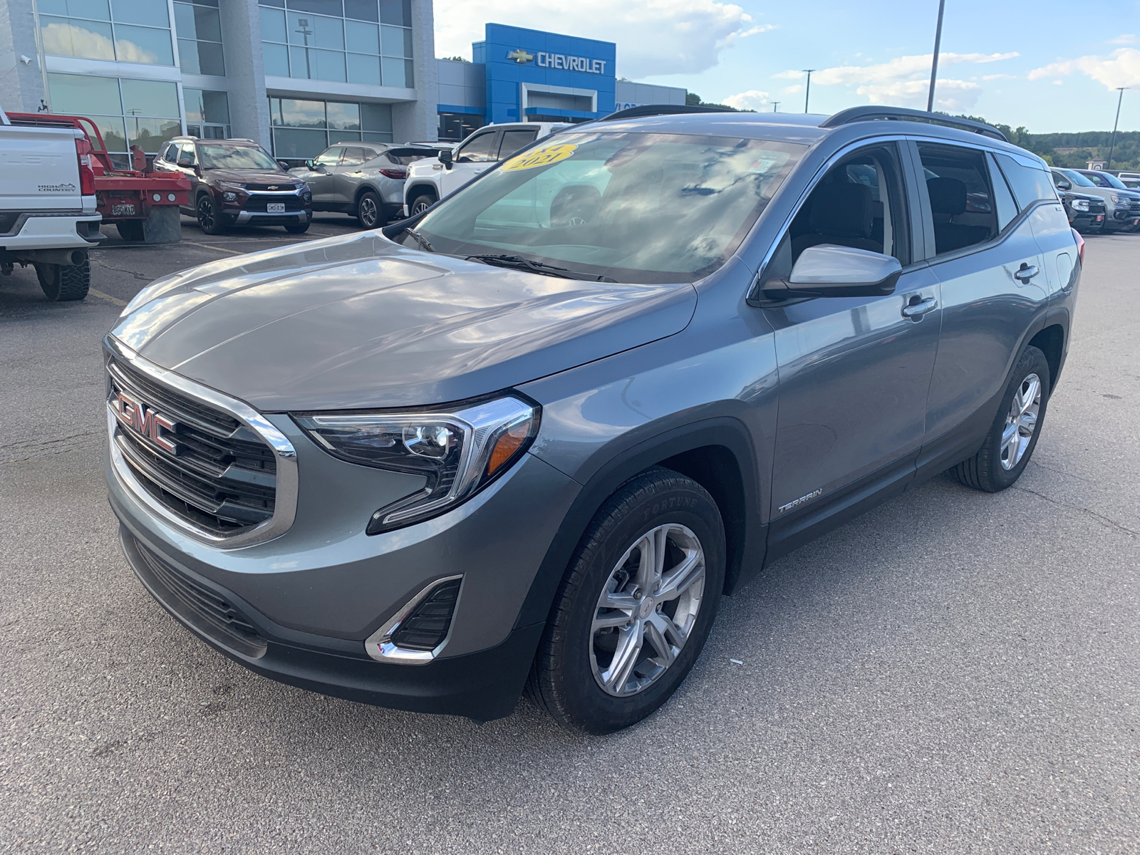 2021 GMC Terrain SLE 3