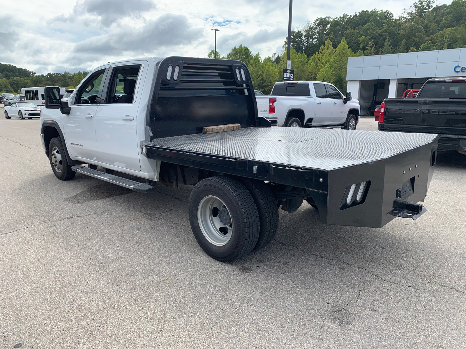 2023 GMC Sierra 3500HD SLE 4