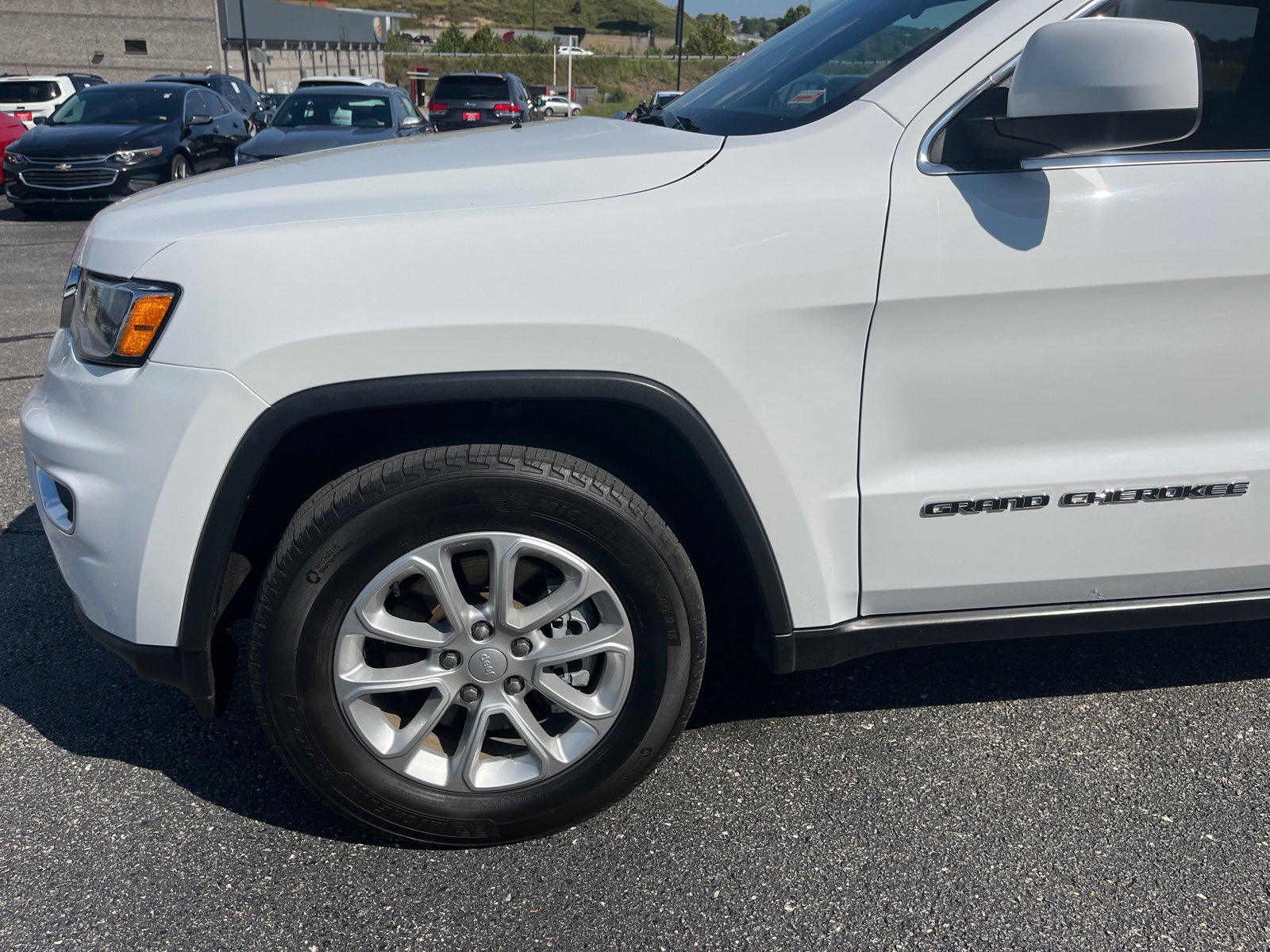 2021 Jeep Grand Cherokee Laredo E 4