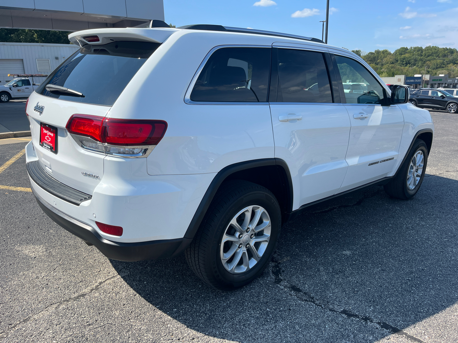 2021 Jeep Grand Cherokee Laredo E 11