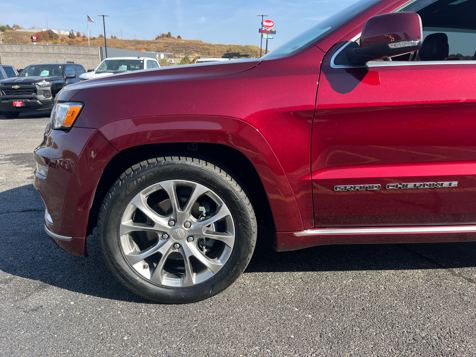 2019 Jeep Grand Cherokee Summit 4