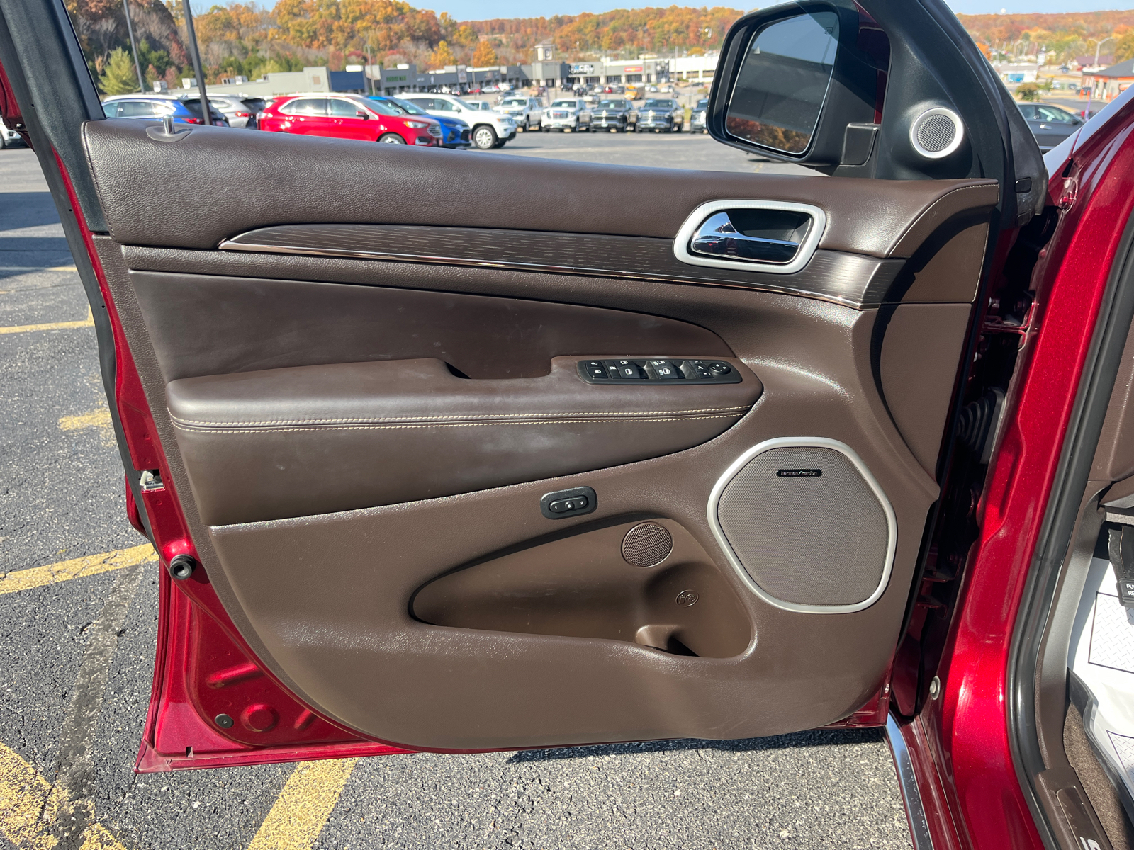 2019 Jeep Grand Cherokee Summit 20