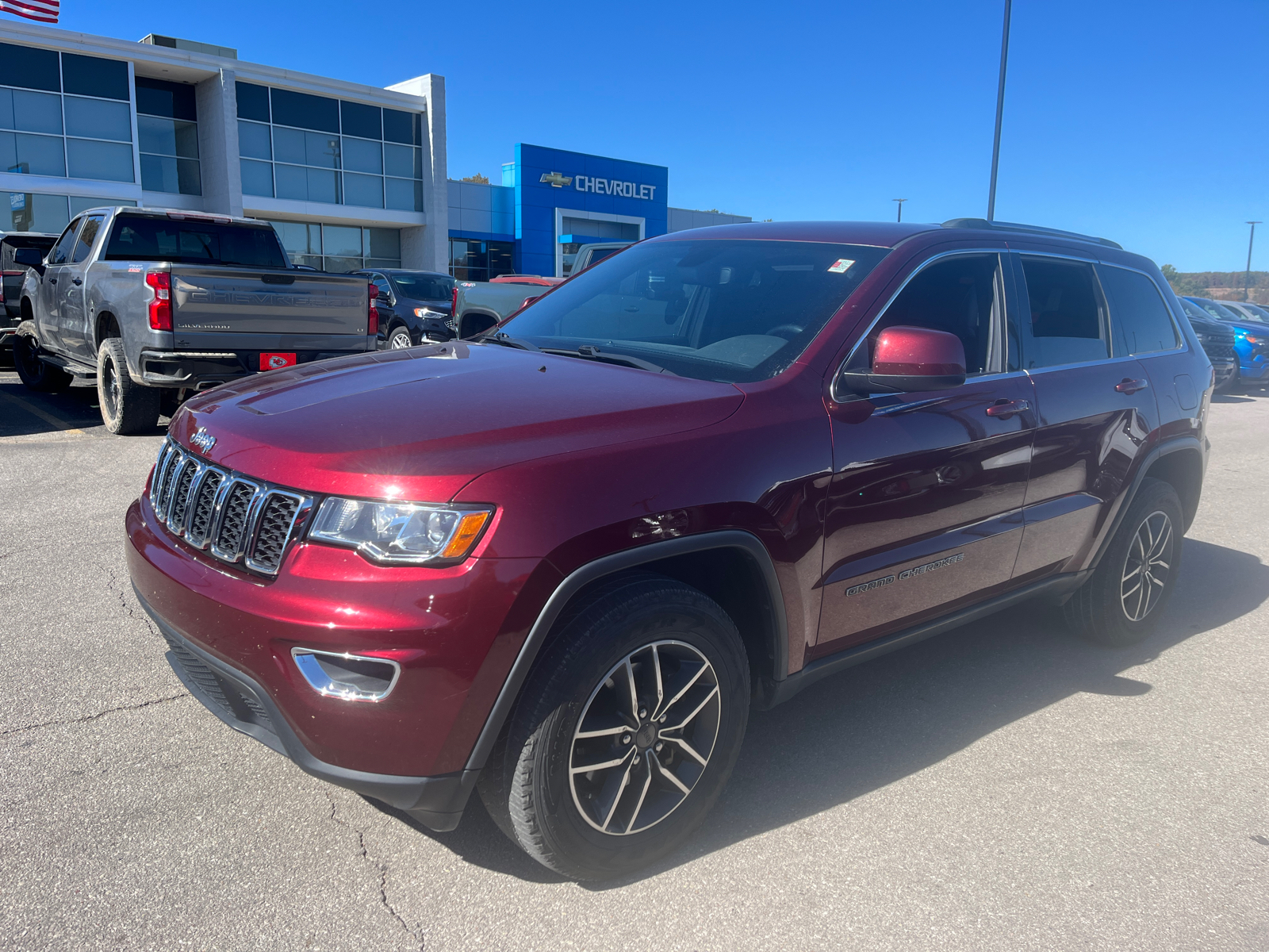 2020 Jeep Grand Cherokee Laredo E 3