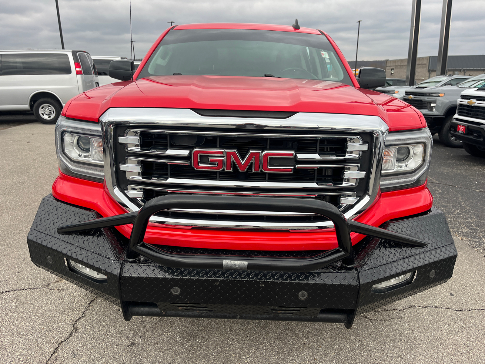 2018 GMC Sierra 1500 SLT 2