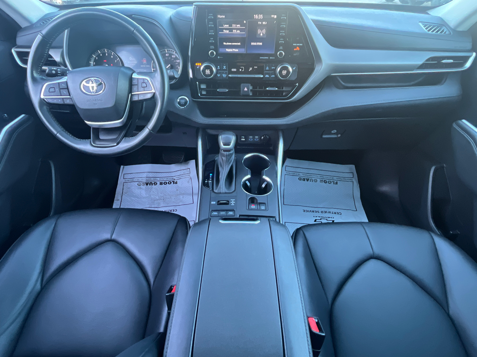 2022 Toyota Highlander XLE 17