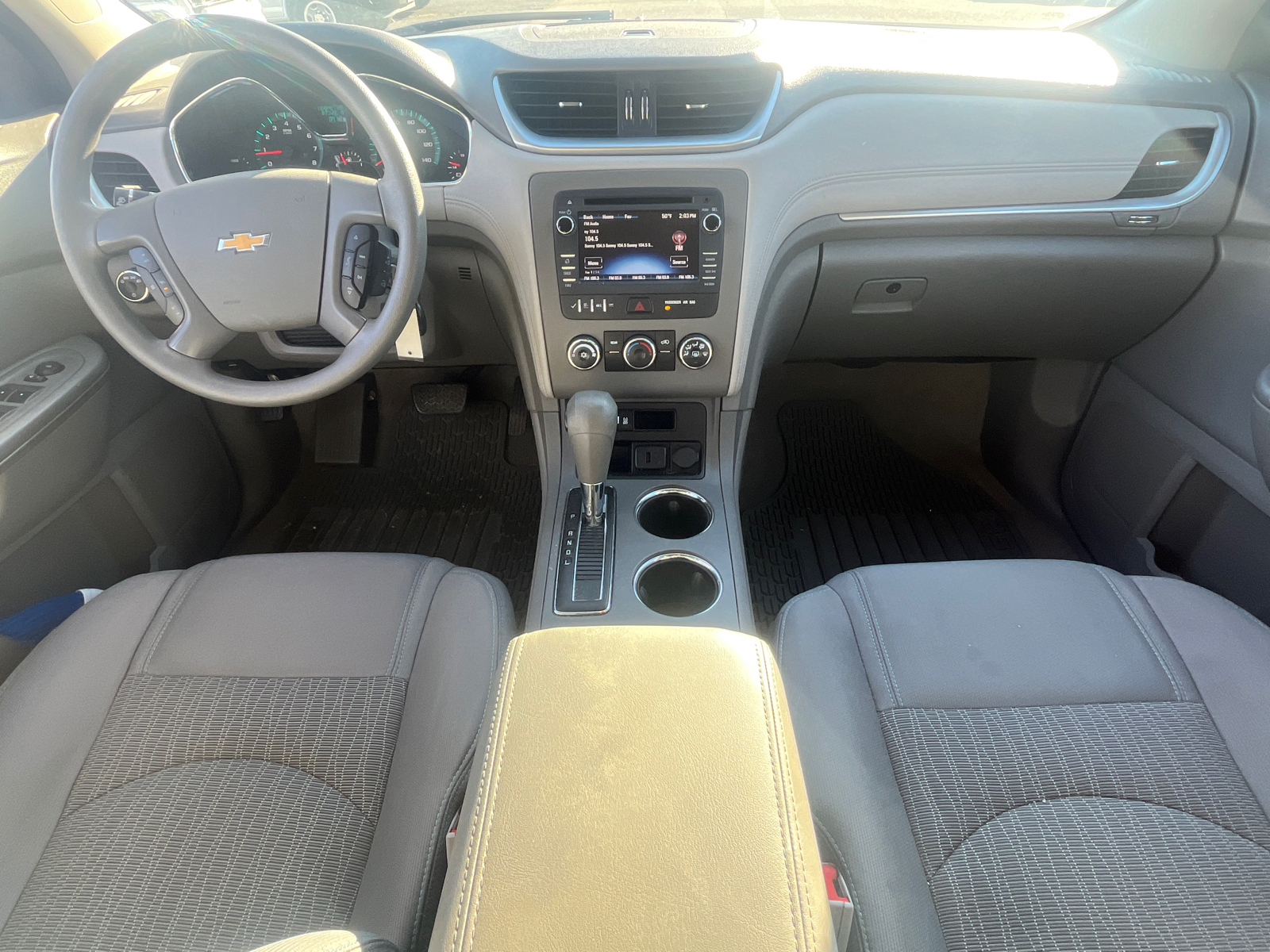 2015 Chevrolet Traverse LS 9