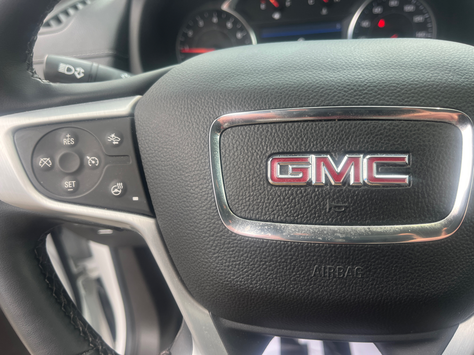 2024 GMC Terrain SLT 24