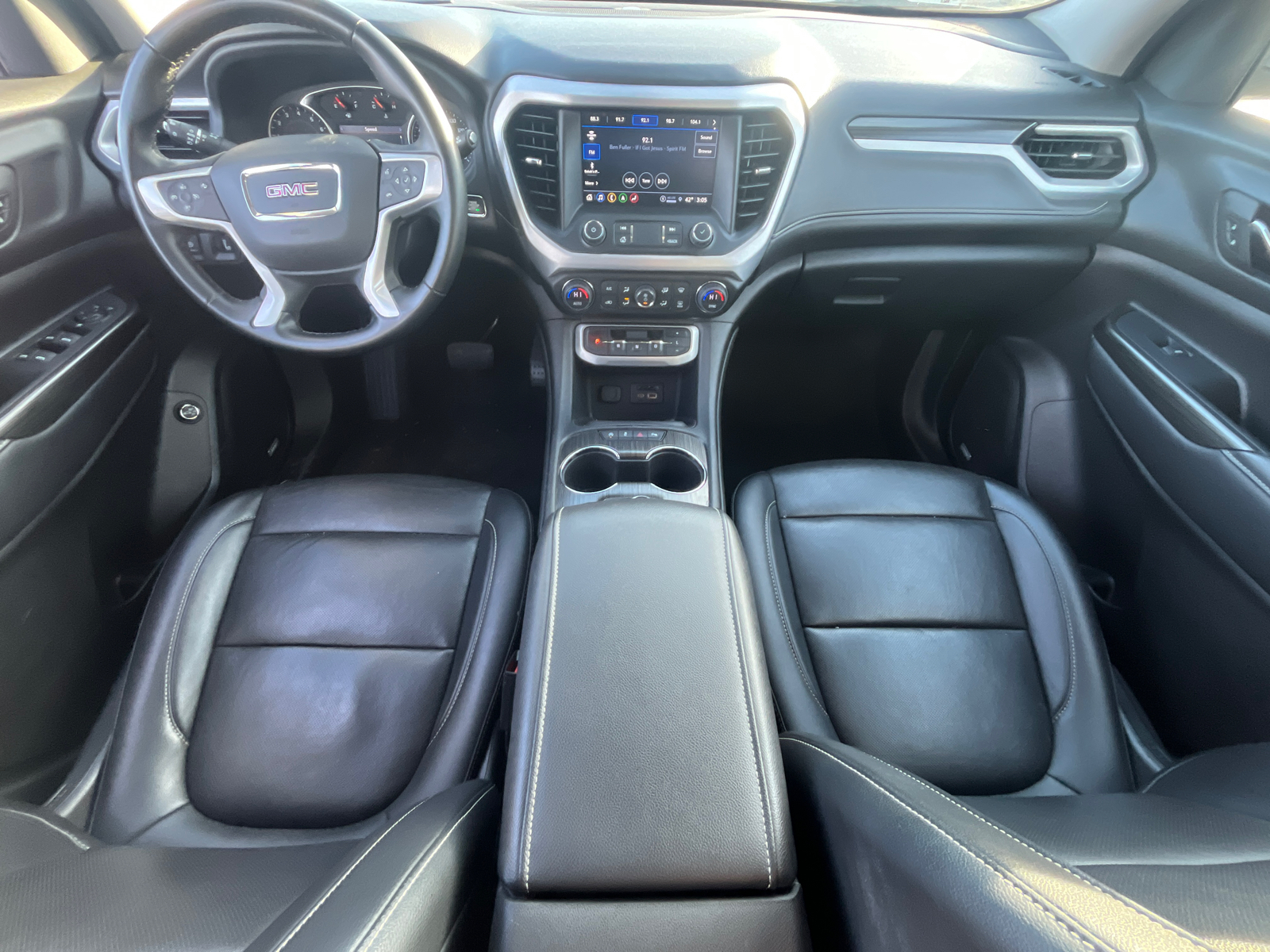 2023 GMC Acadia SLT 11