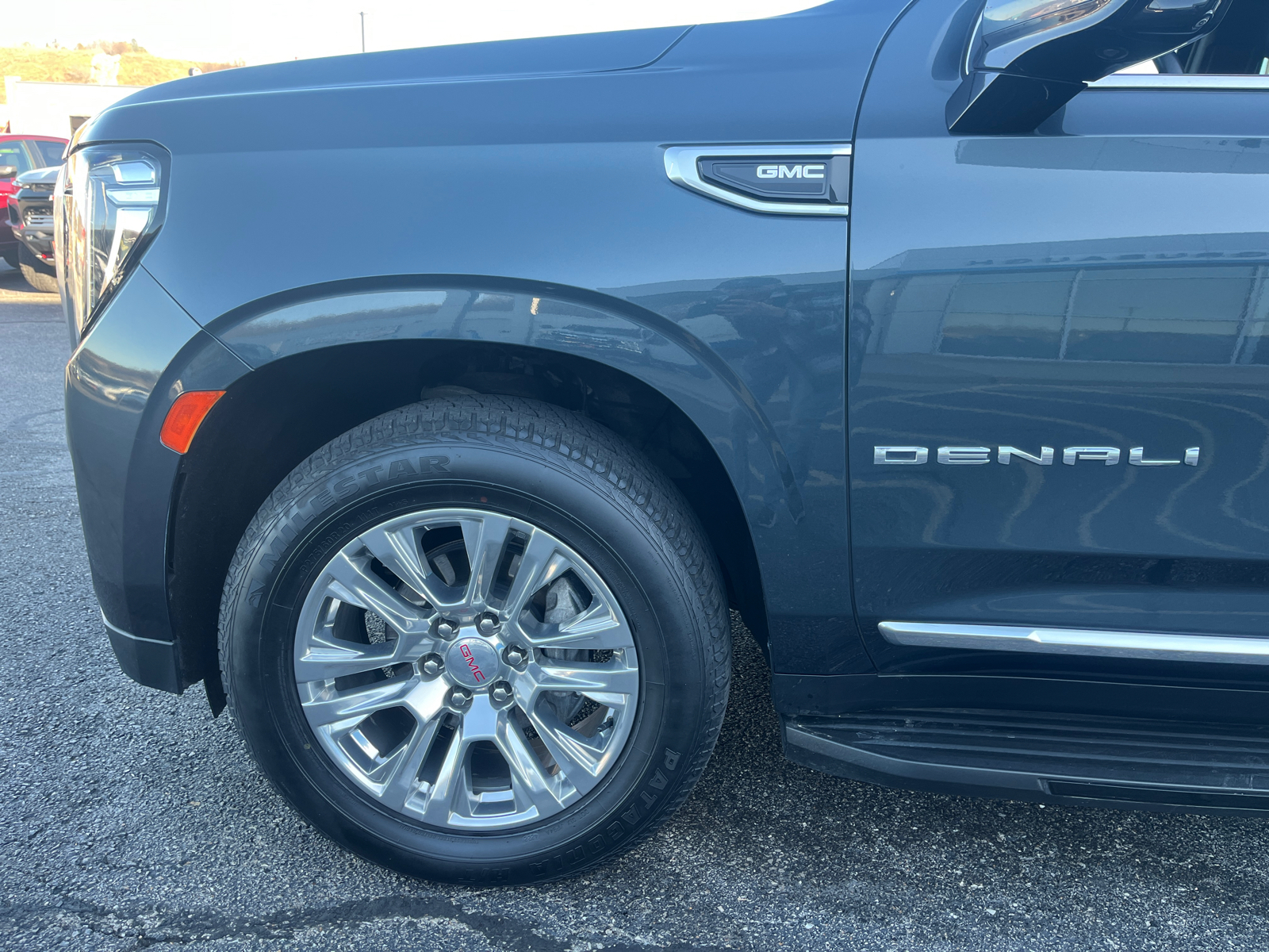 2021 GMC Yukon XL Denali 4