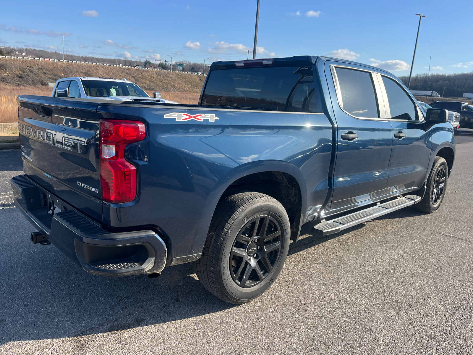 2022 Chevrolet Silverado 1500 Custom 7