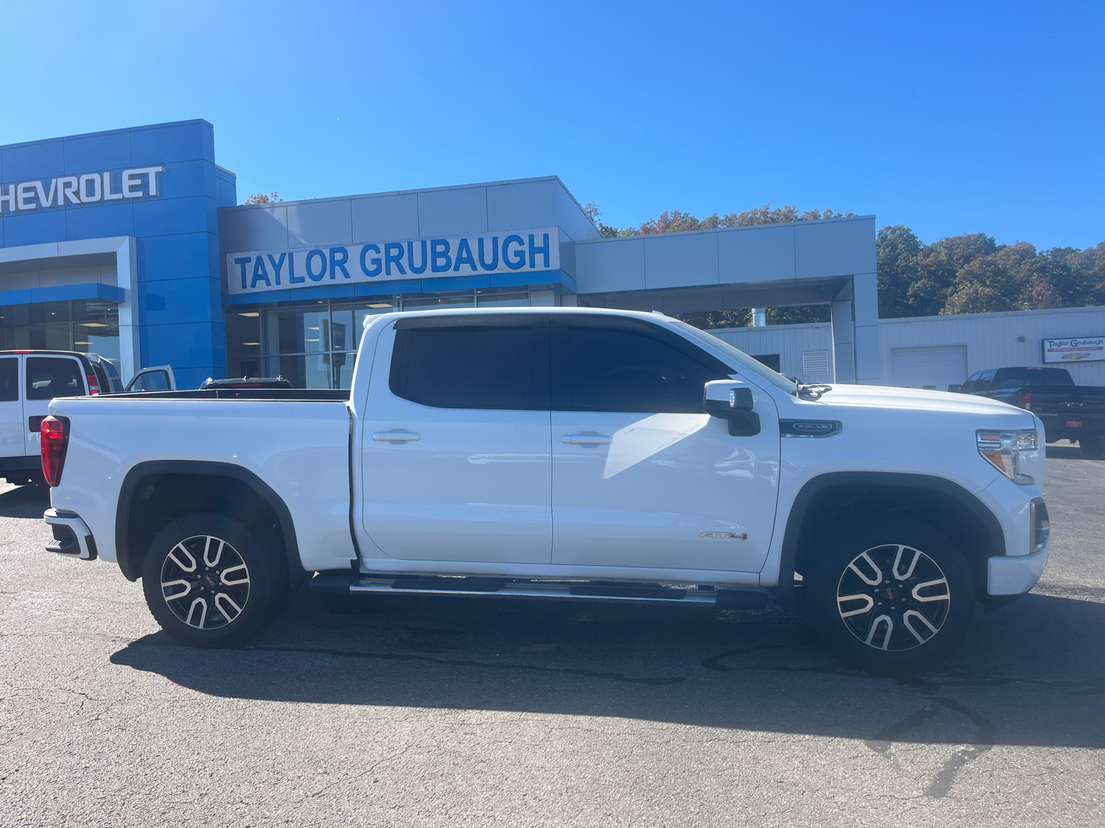 2019 GMC Sierra 1500 AT4 13