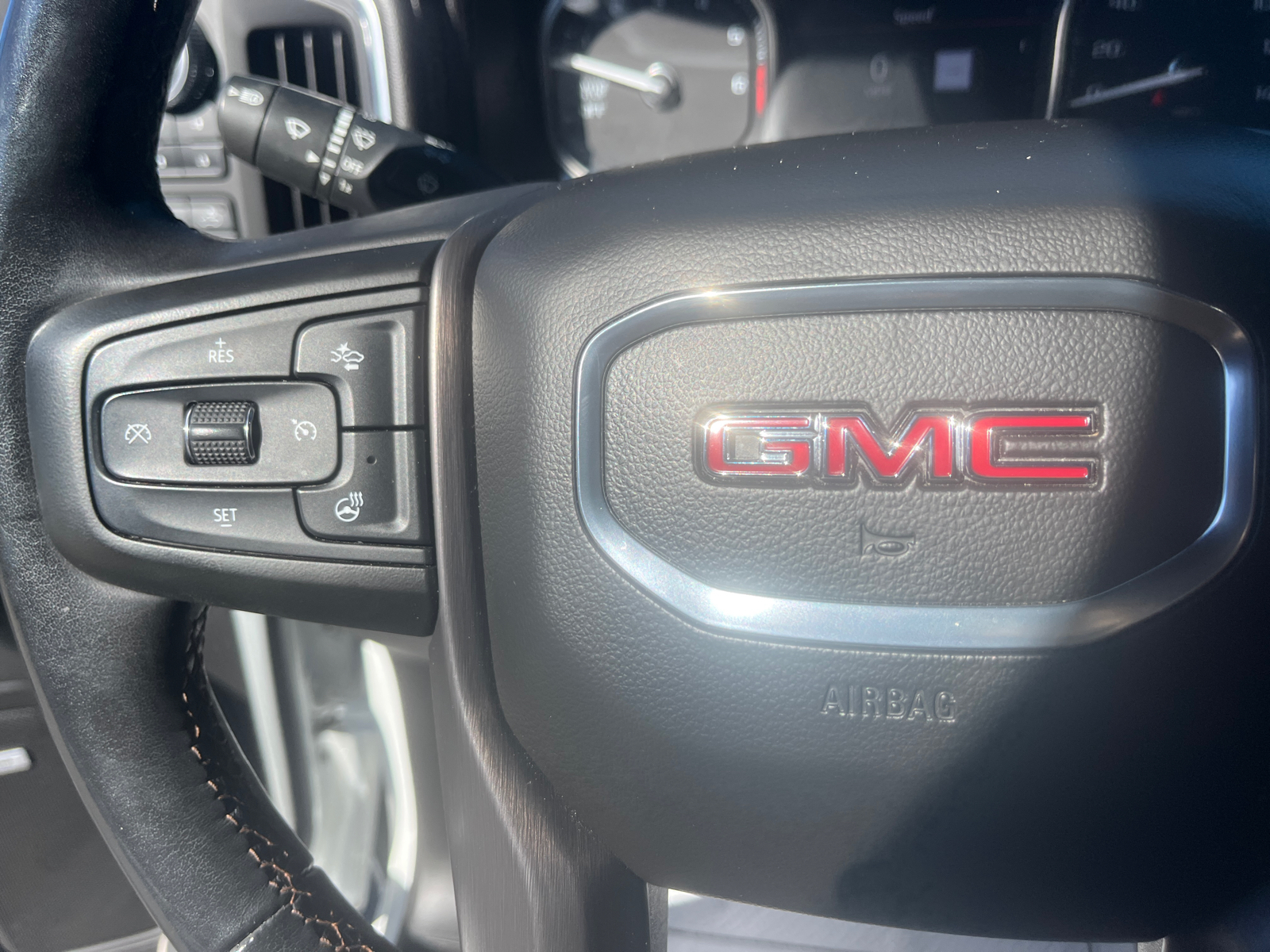 2019 GMC Sierra 1500 AT4 24