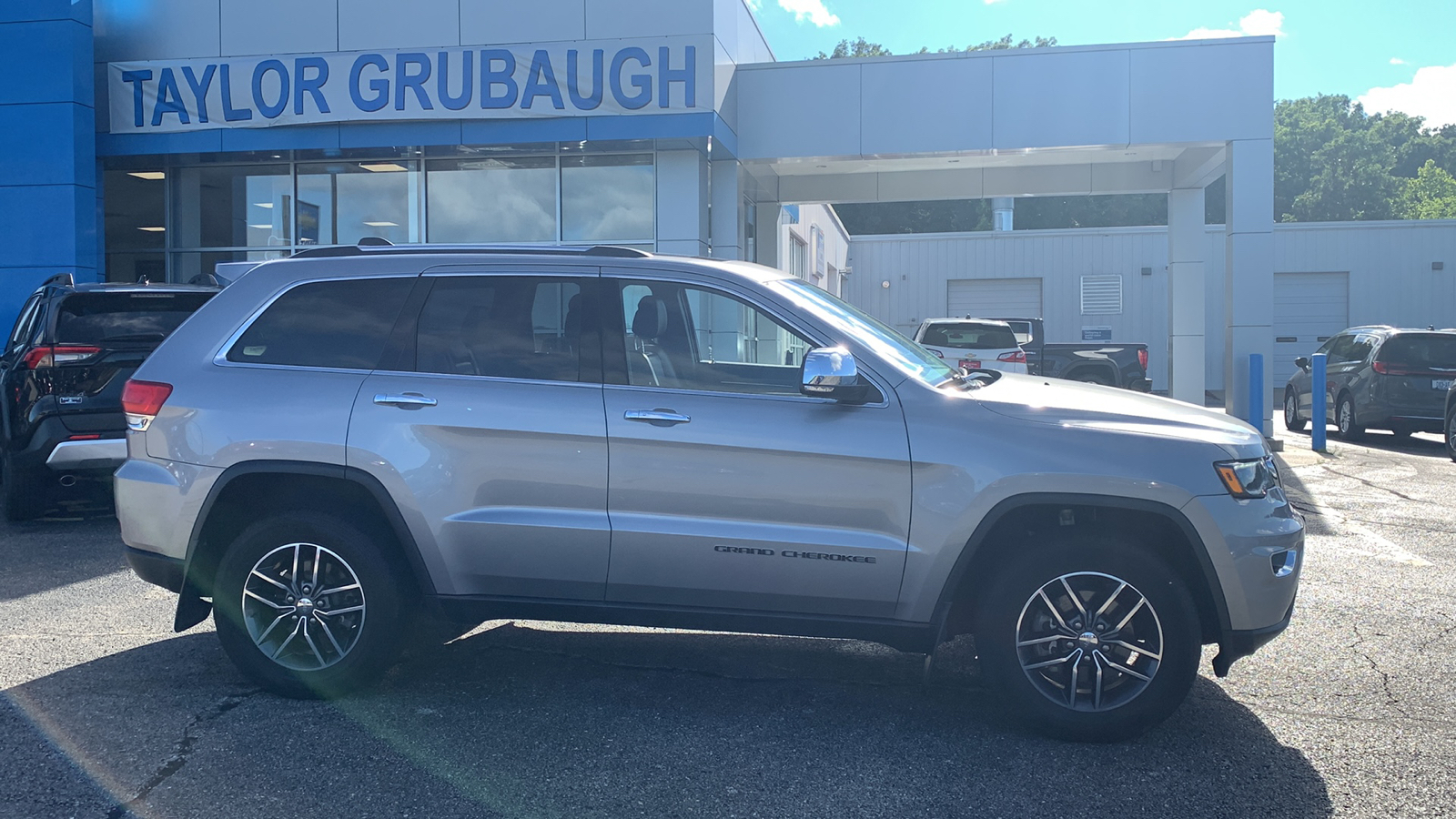 2018 Jeep Grand Cherokee Limited 13