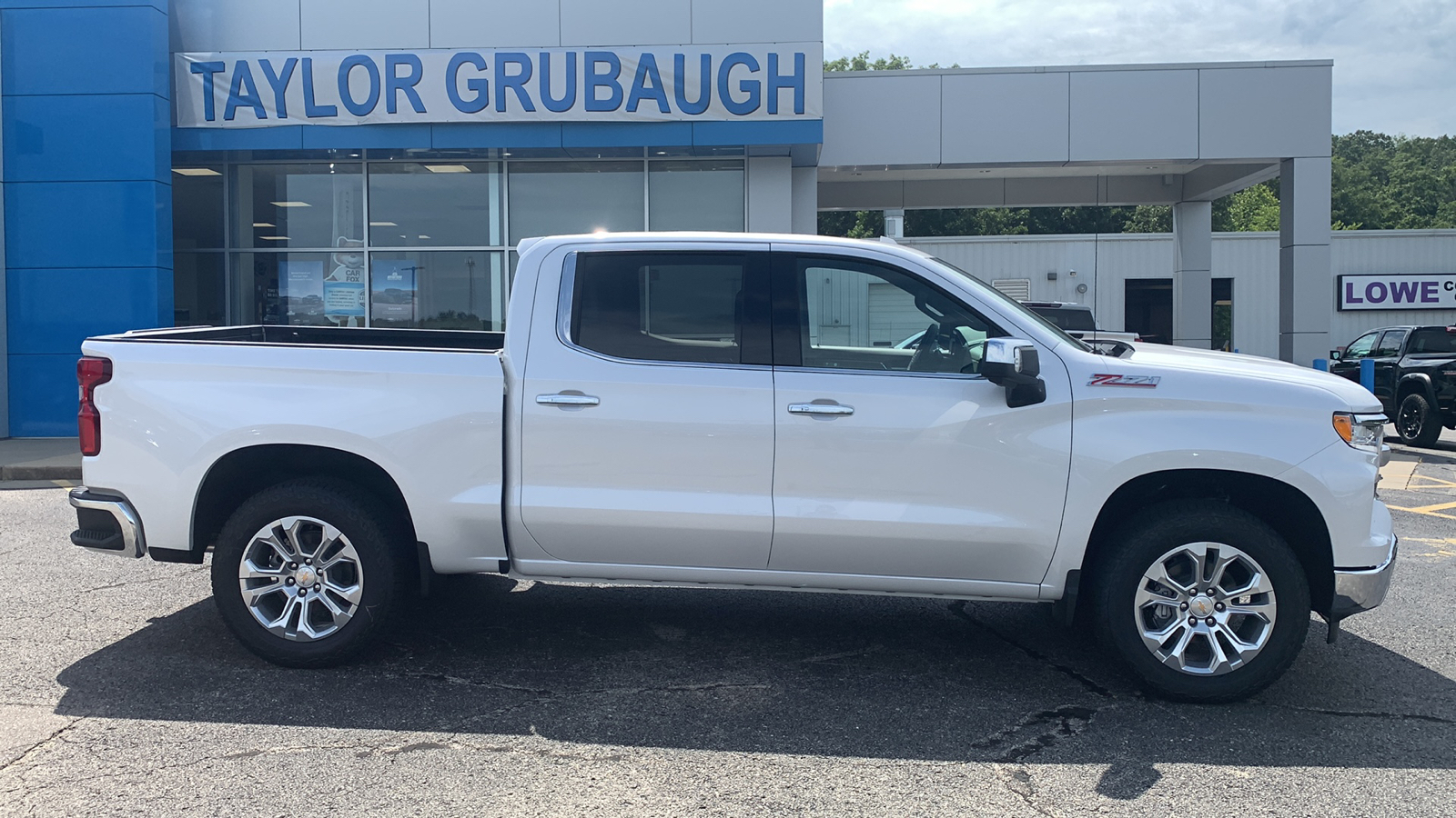 2024 Chevrolet Silverado 1500 LTZ 14