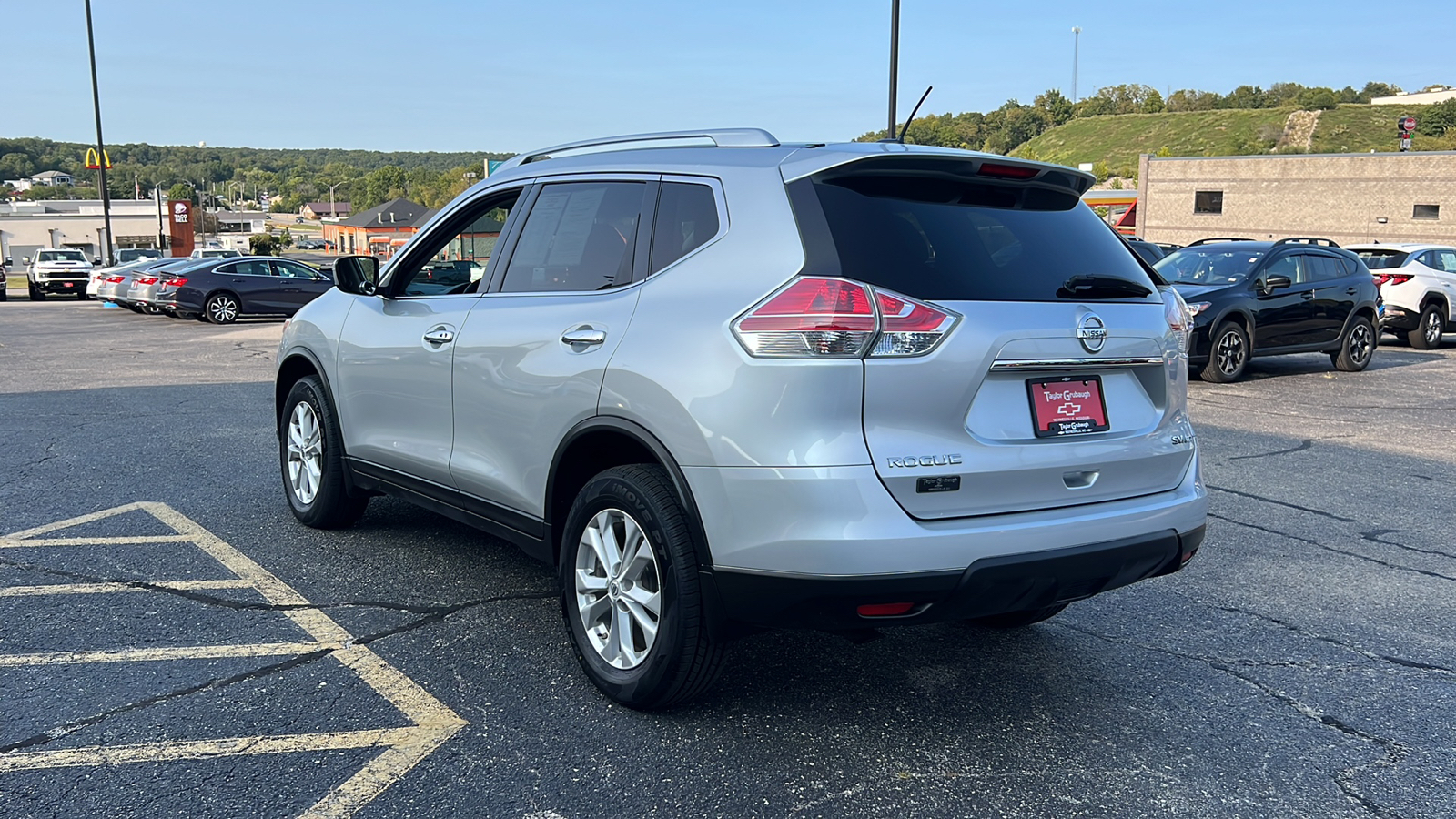 2016 Nissan Rogue SV 7