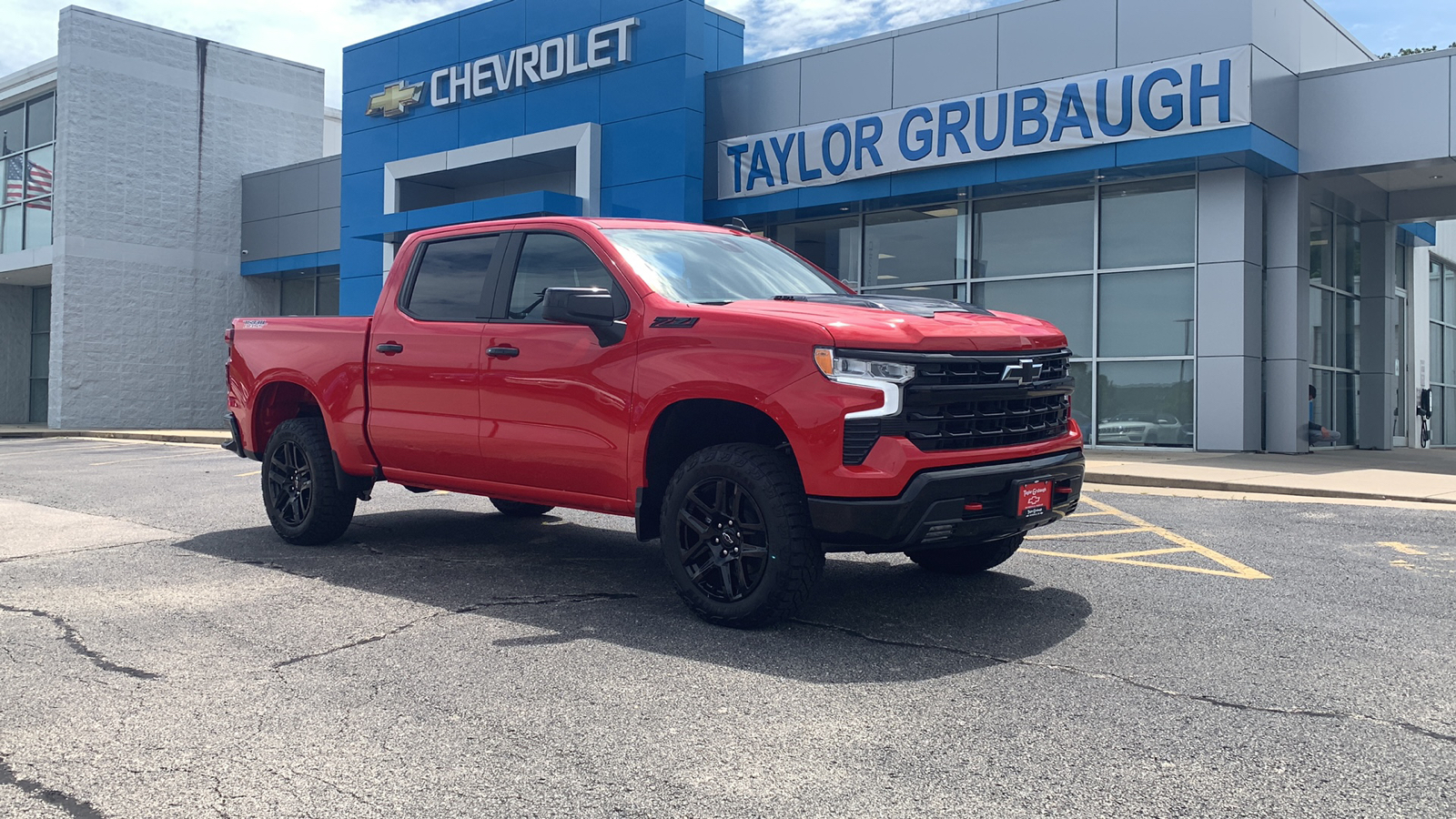 2024 Chevrolet Silverado 1500 LT Trail Boss 1