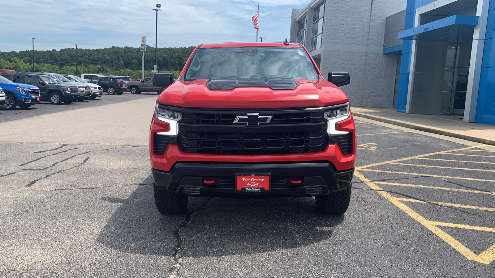 2024 Chevrolet Silverado 1500 LT Trail Boss 2