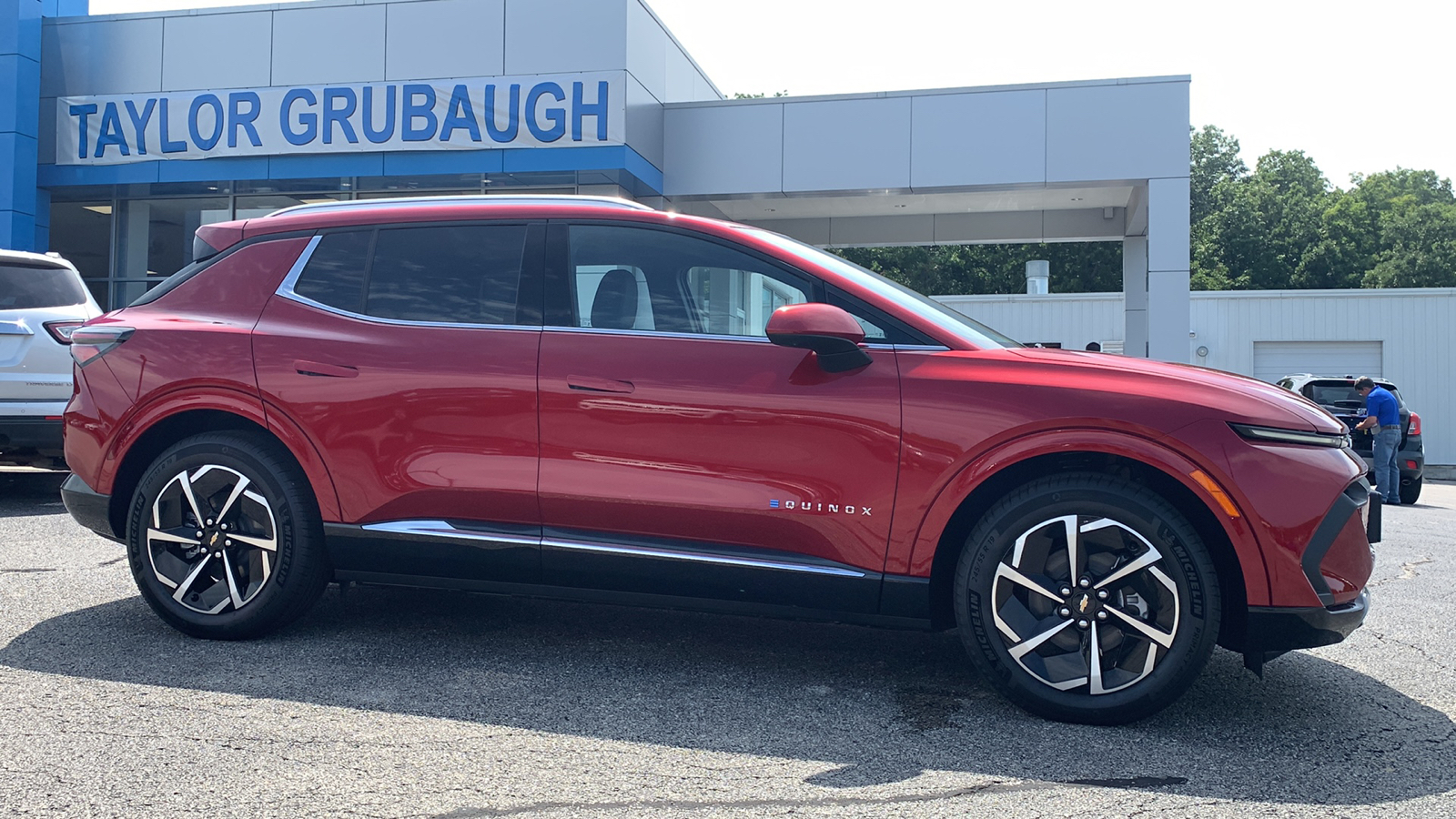 2024 Chevrolet Equinox EV LT 12