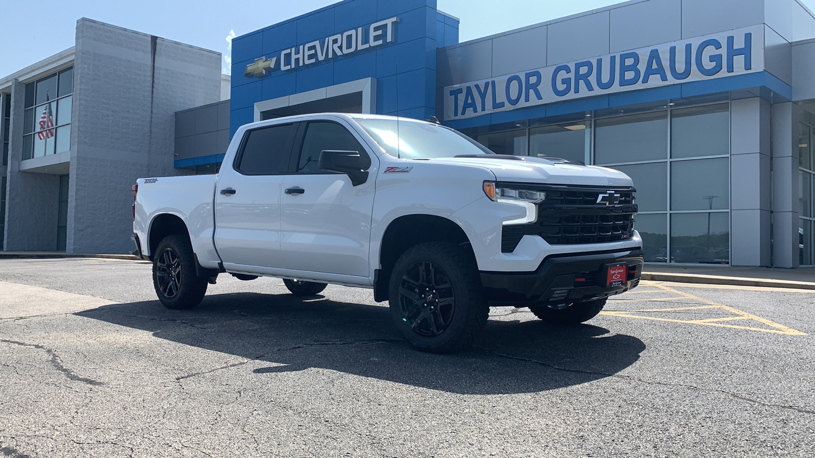 2024 Chevrolet Silverado 1500 LT Trail Boss 1