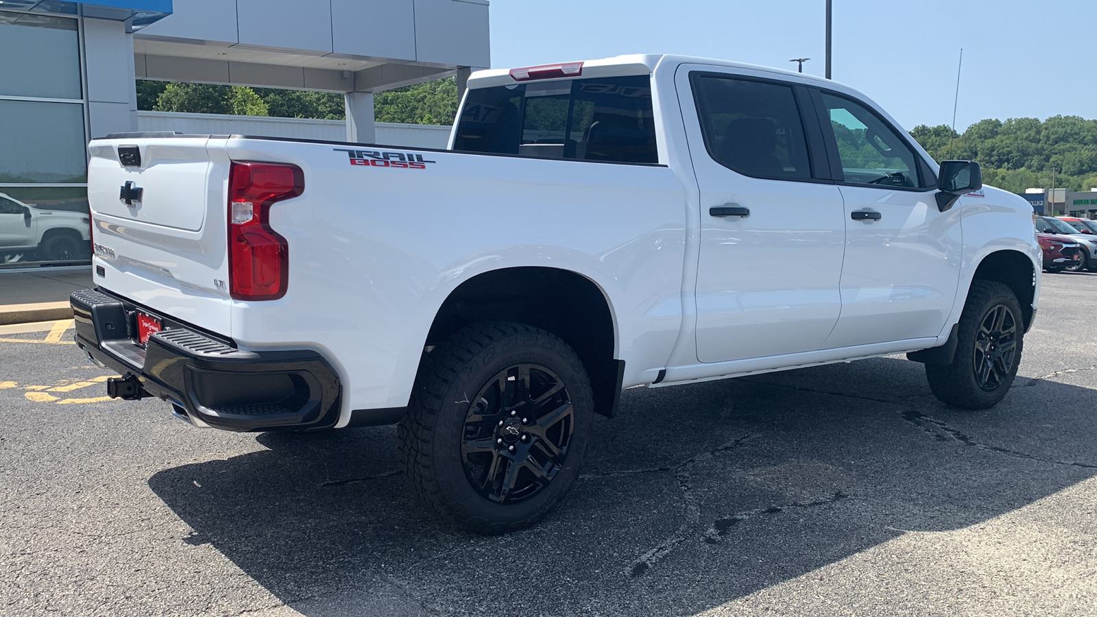 2024 Chevrolet Silverado 1500 LT Trail Boss 12