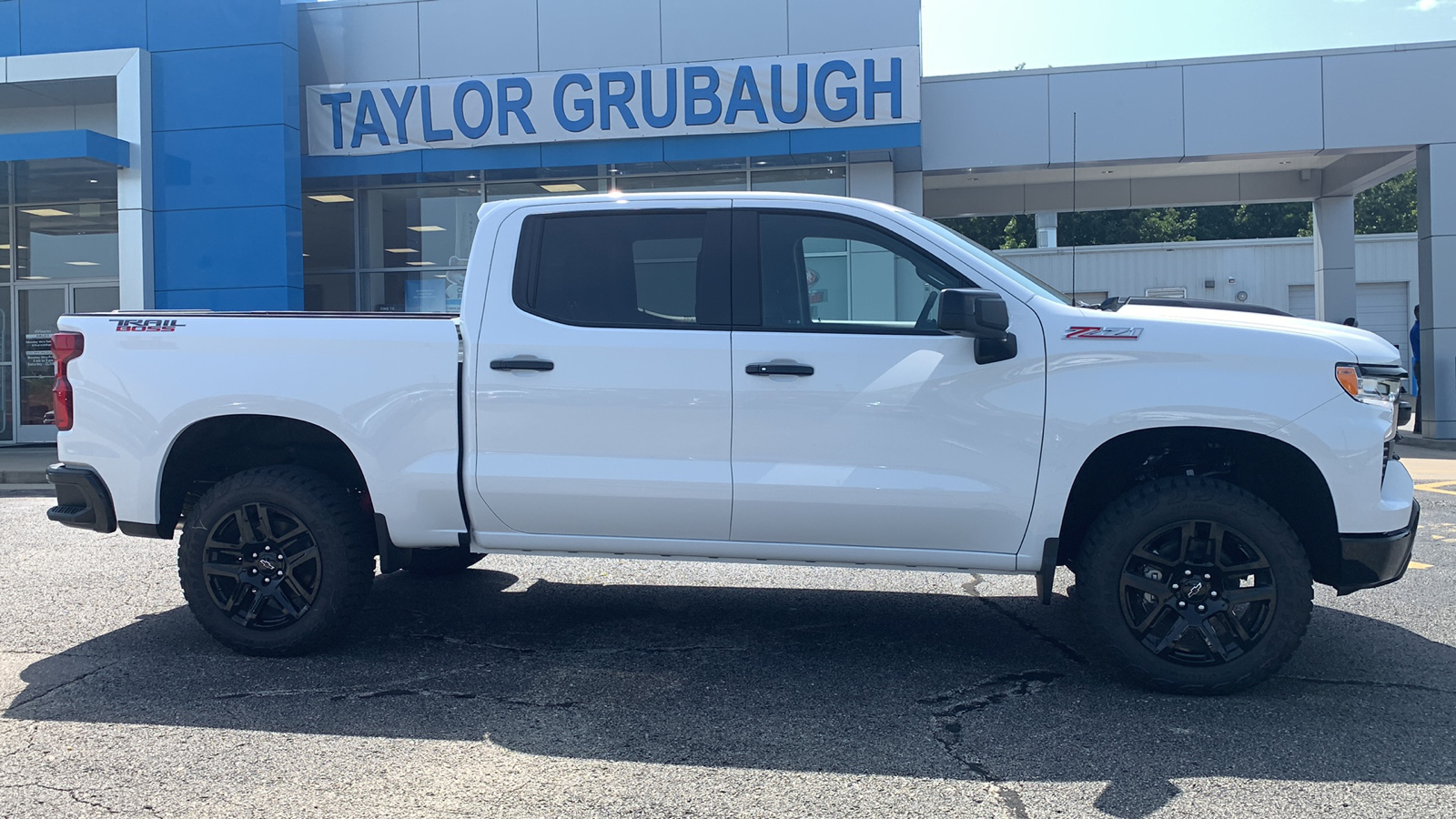 2024 Chevrolet Silverado 1500 LT Trail Boss 13