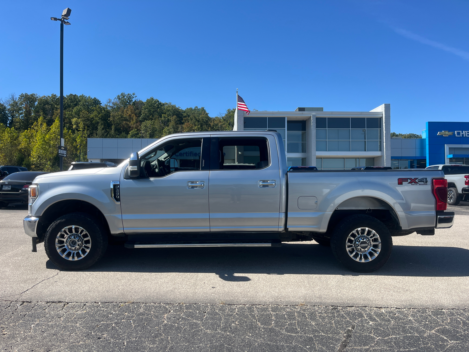 2022 Ford F-250SD XLT 4