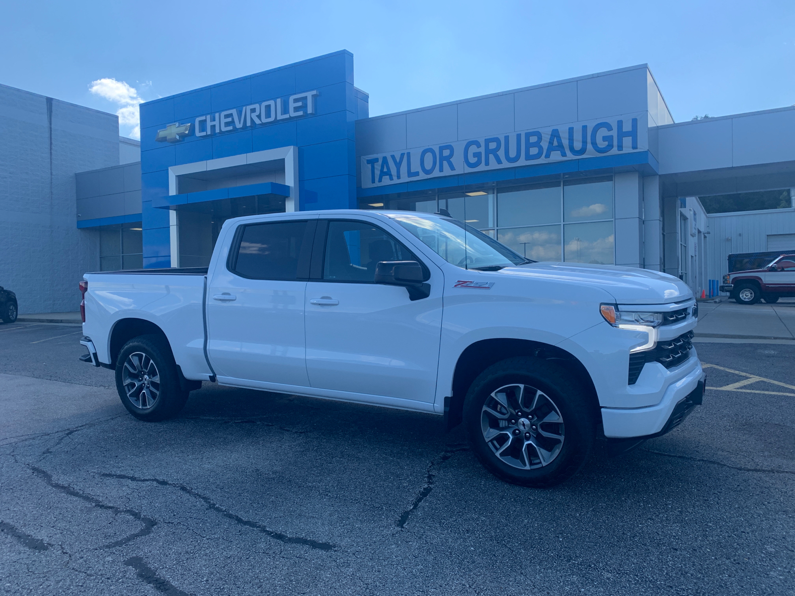 2024 Chevrolet Silverado 1500 RST 2