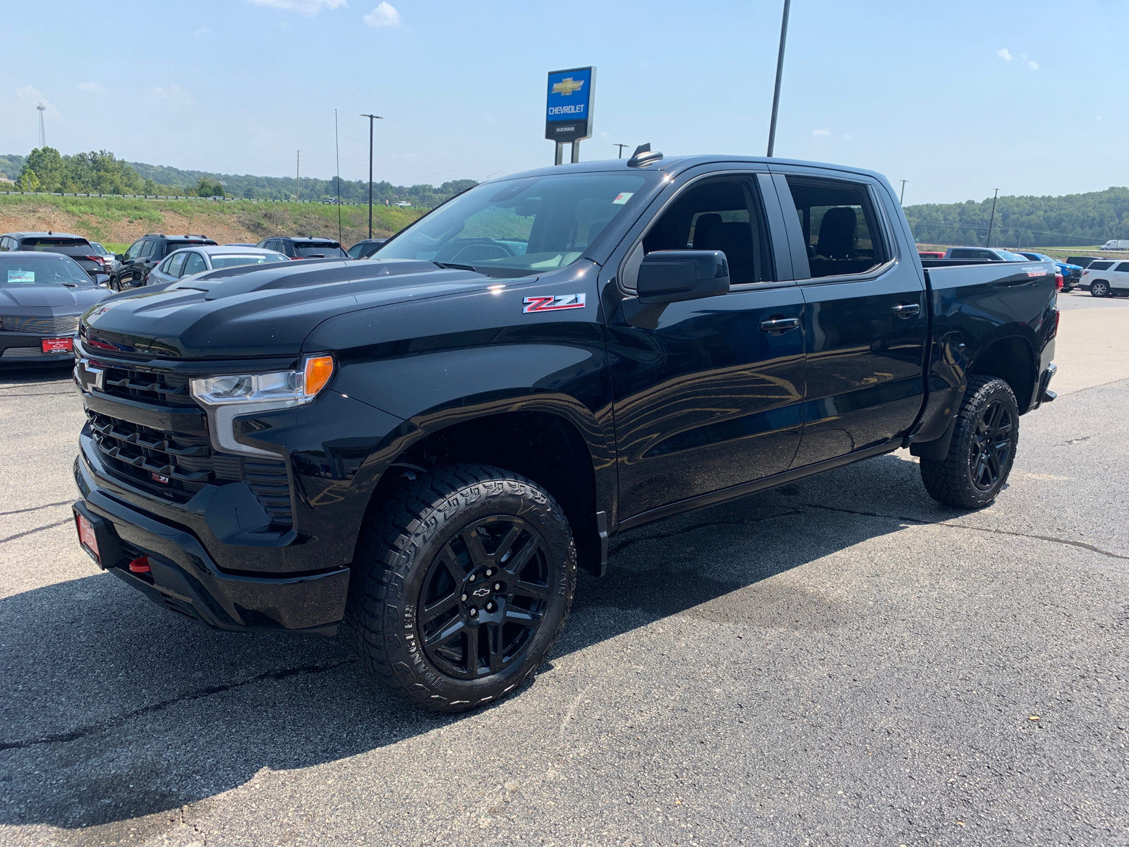 2024 Chevrolet Silverado 1500 LT Trail Boss 3