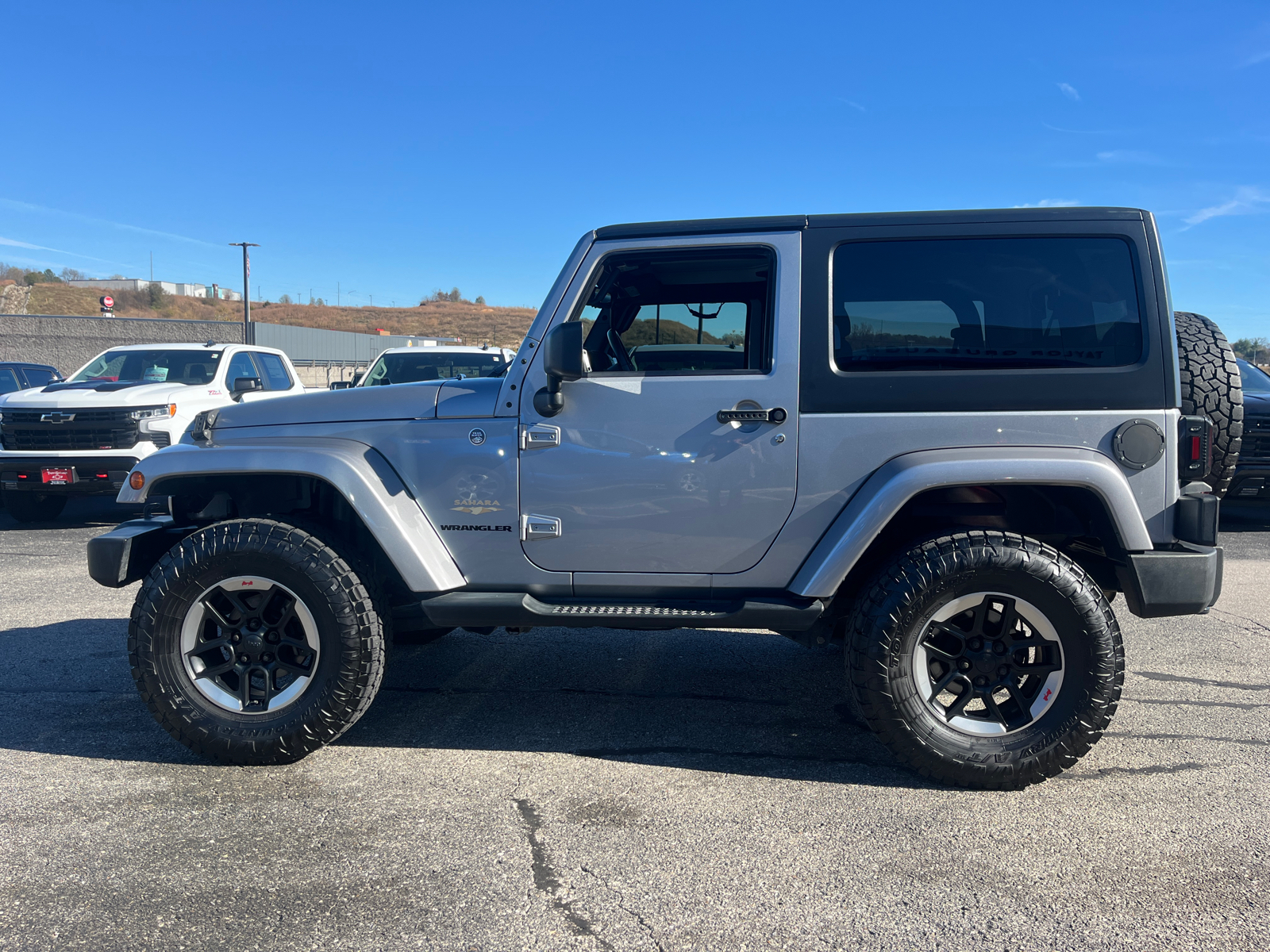 2014 Jeep Wrangler Sahara 5