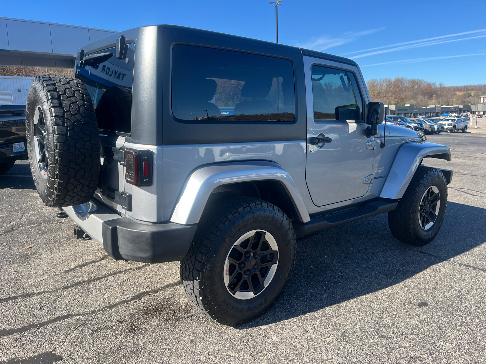 2014 Jeep Wrangler Sahara 10