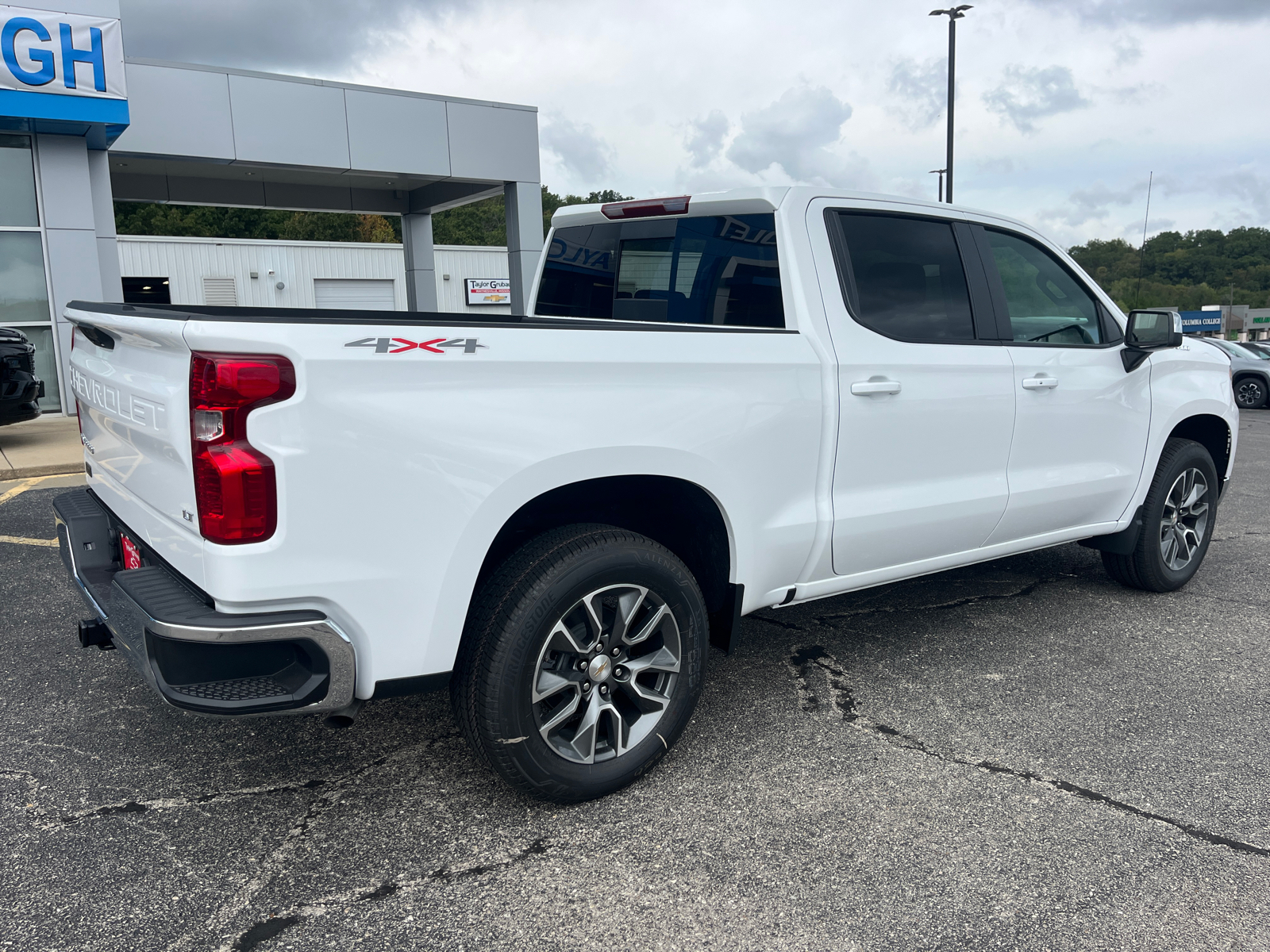 2024 Chevrolet Silverado 1500 LT 11