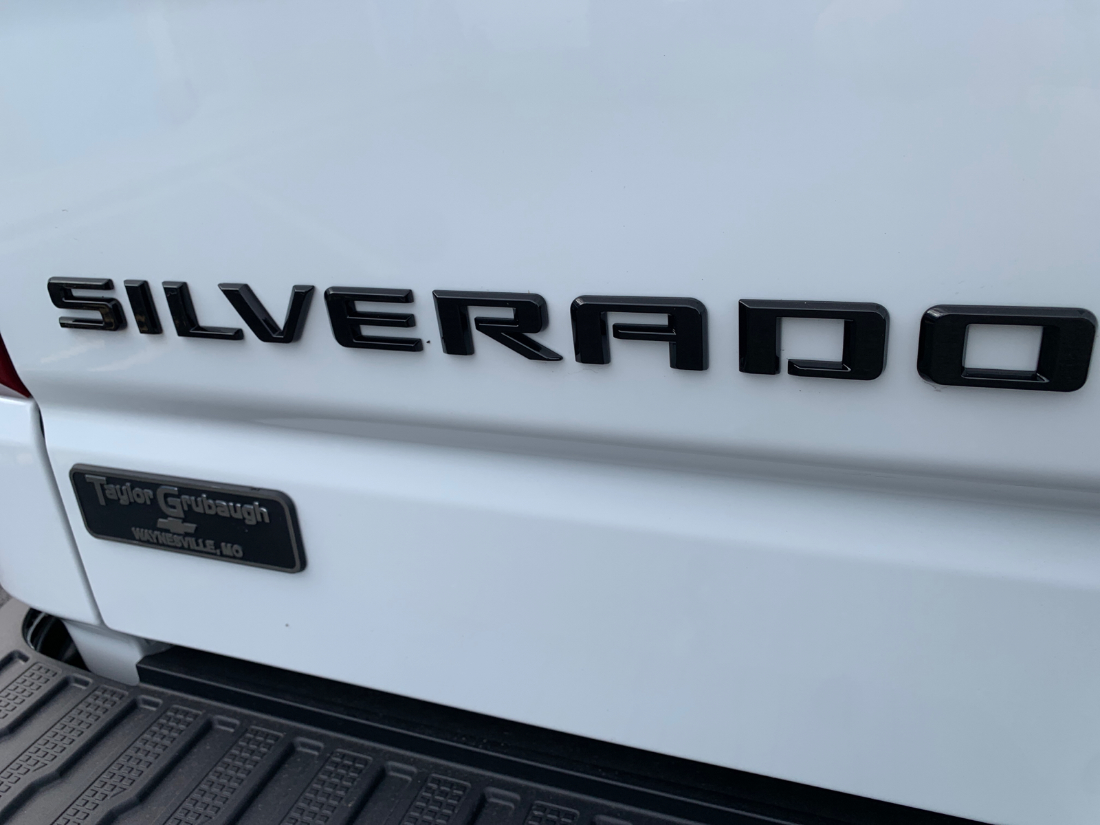 2024 Chevrolet Silverado 1500 Custom 9