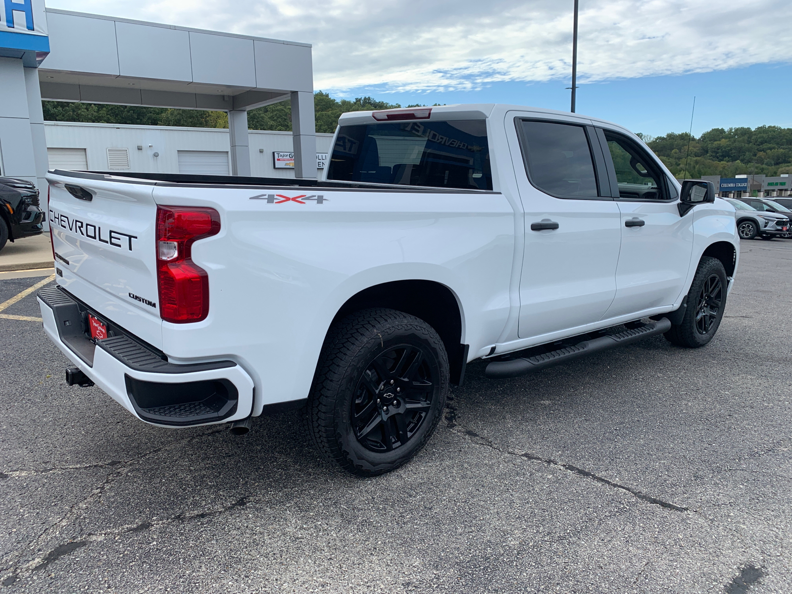 2024 Chevrolet Silverado 1500 Custom 12