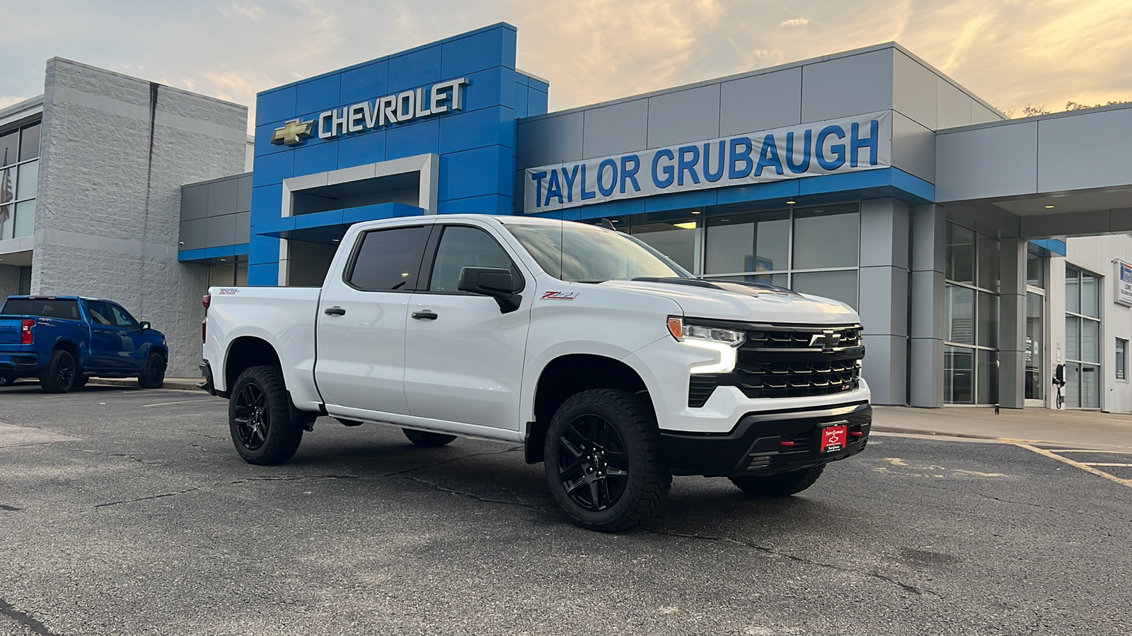 2024 Chevrolet Silverado 1500 LT Trail Boss 1