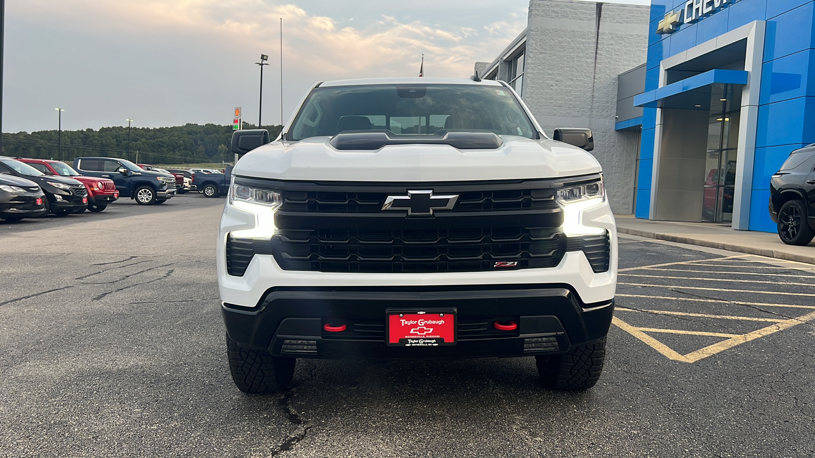 2024 Chevrolet Silverado 1500 LT Trail Boss 2