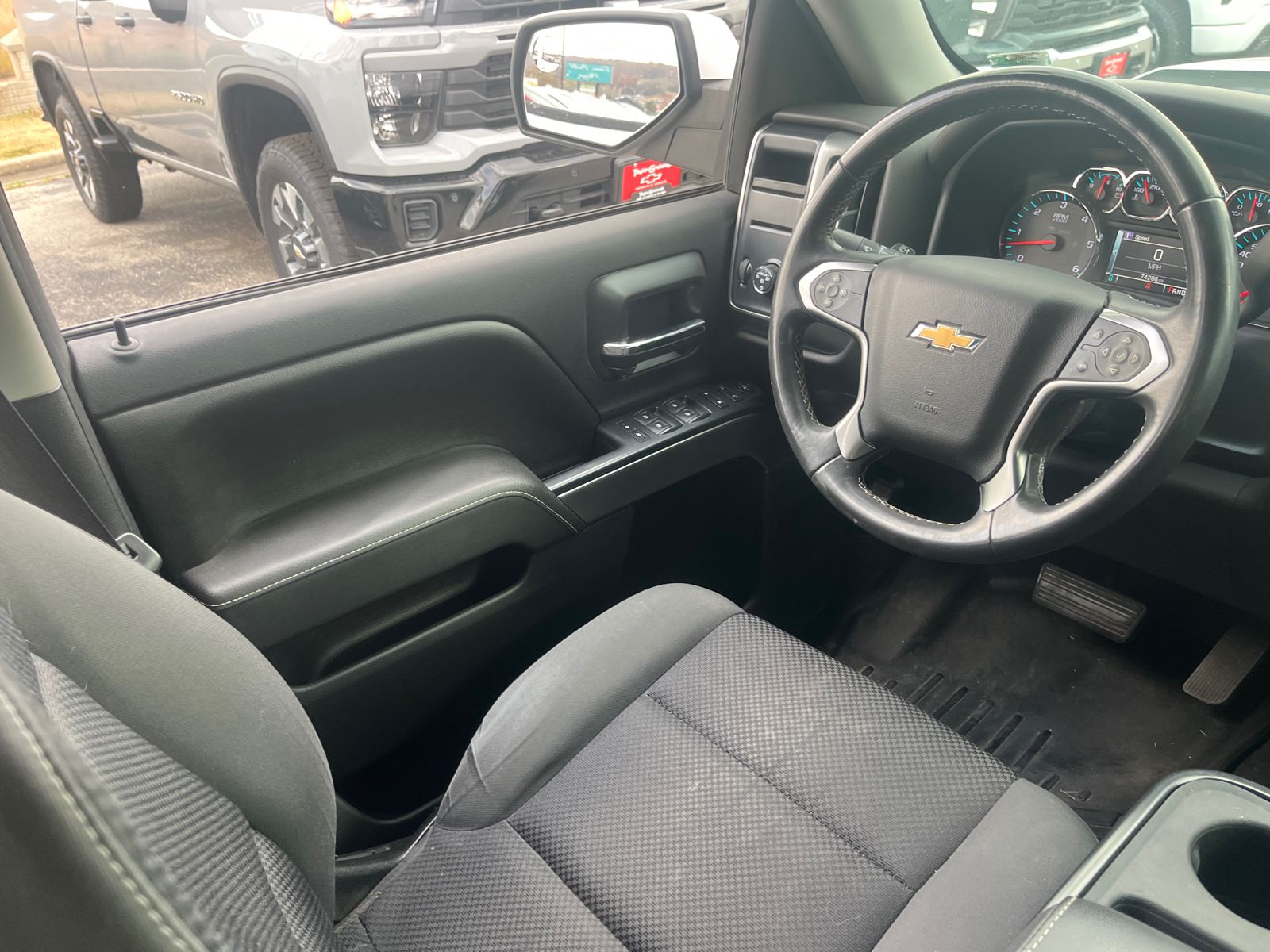 2016 Chevrolet Silverado 1500 LT 8