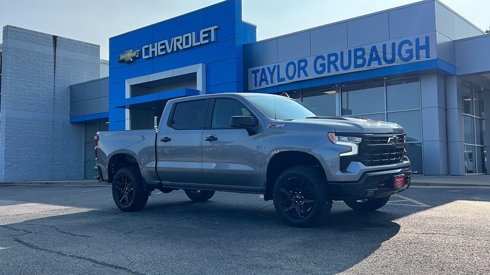 2024 Chevrolet Silverado 1500 LT Trail Boss 1