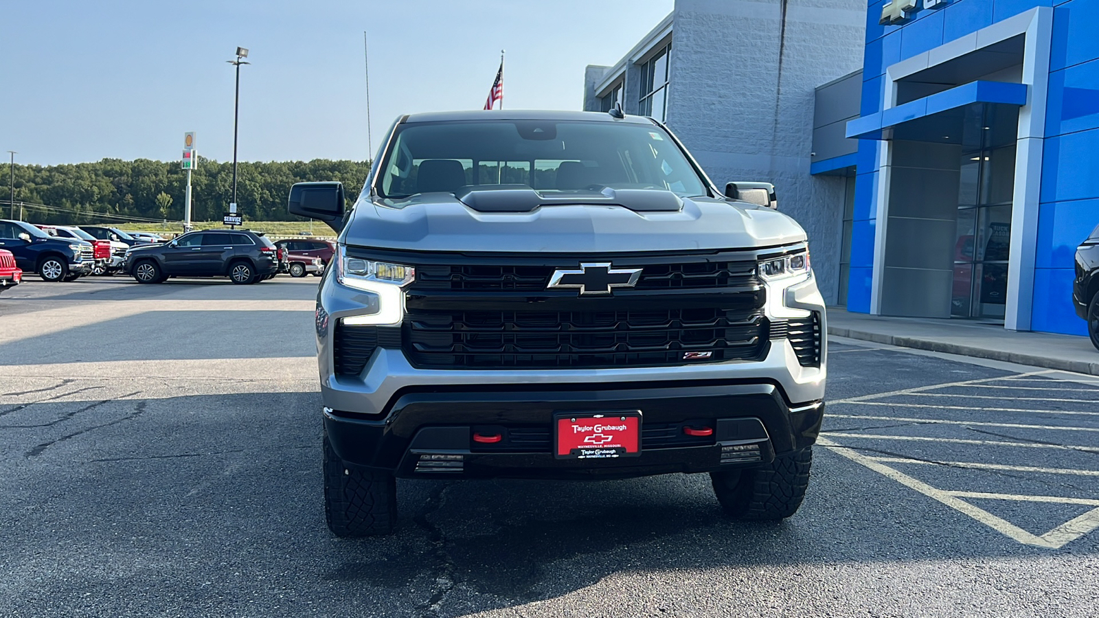 2024 Chevrolet Silverado 1500 LT Trail Boss 2