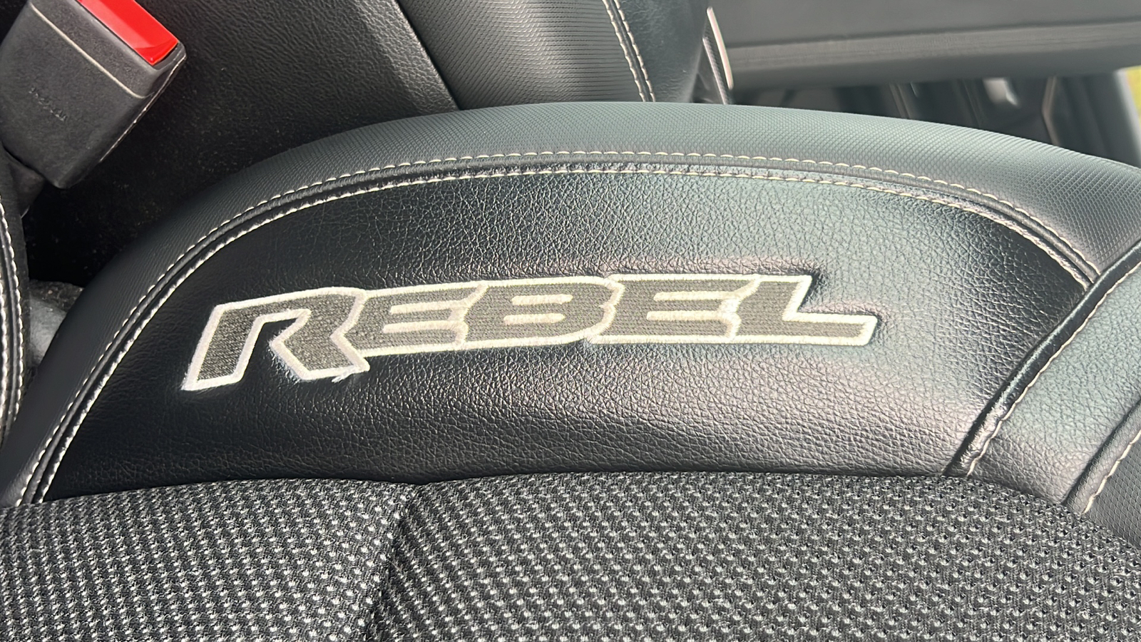 2021 Ram 1500 Rebel 34