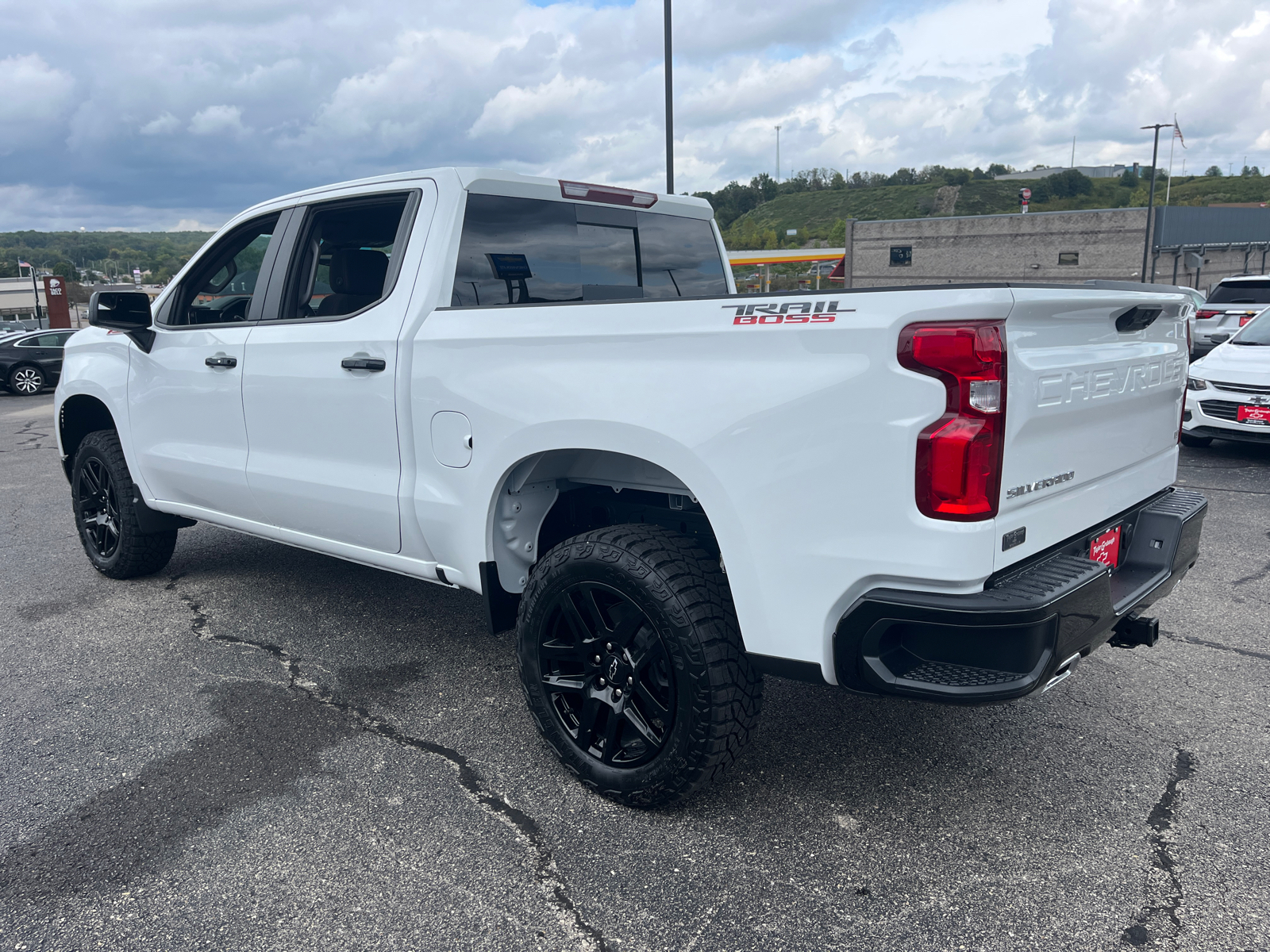 2024 Chevrolet Silverado 1500 LT Trail Boss 6