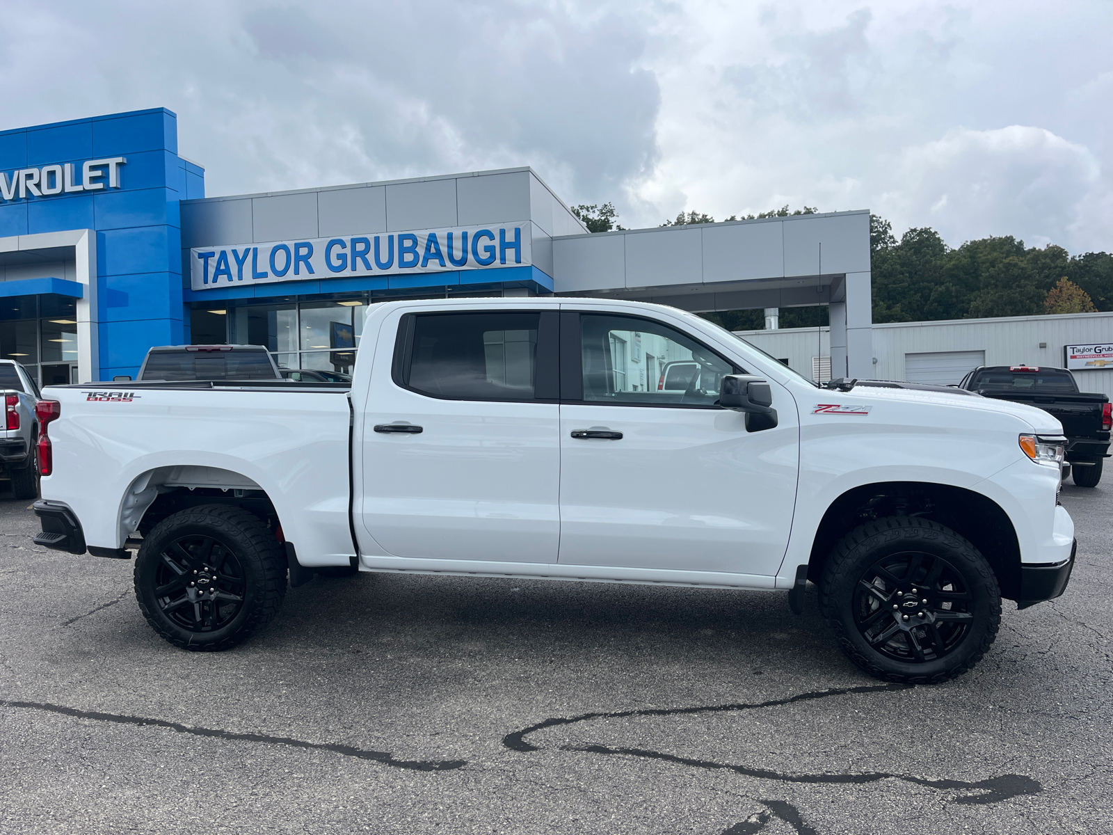 2024 Chevrolet Silverado 1500 LT Trail Boss 13