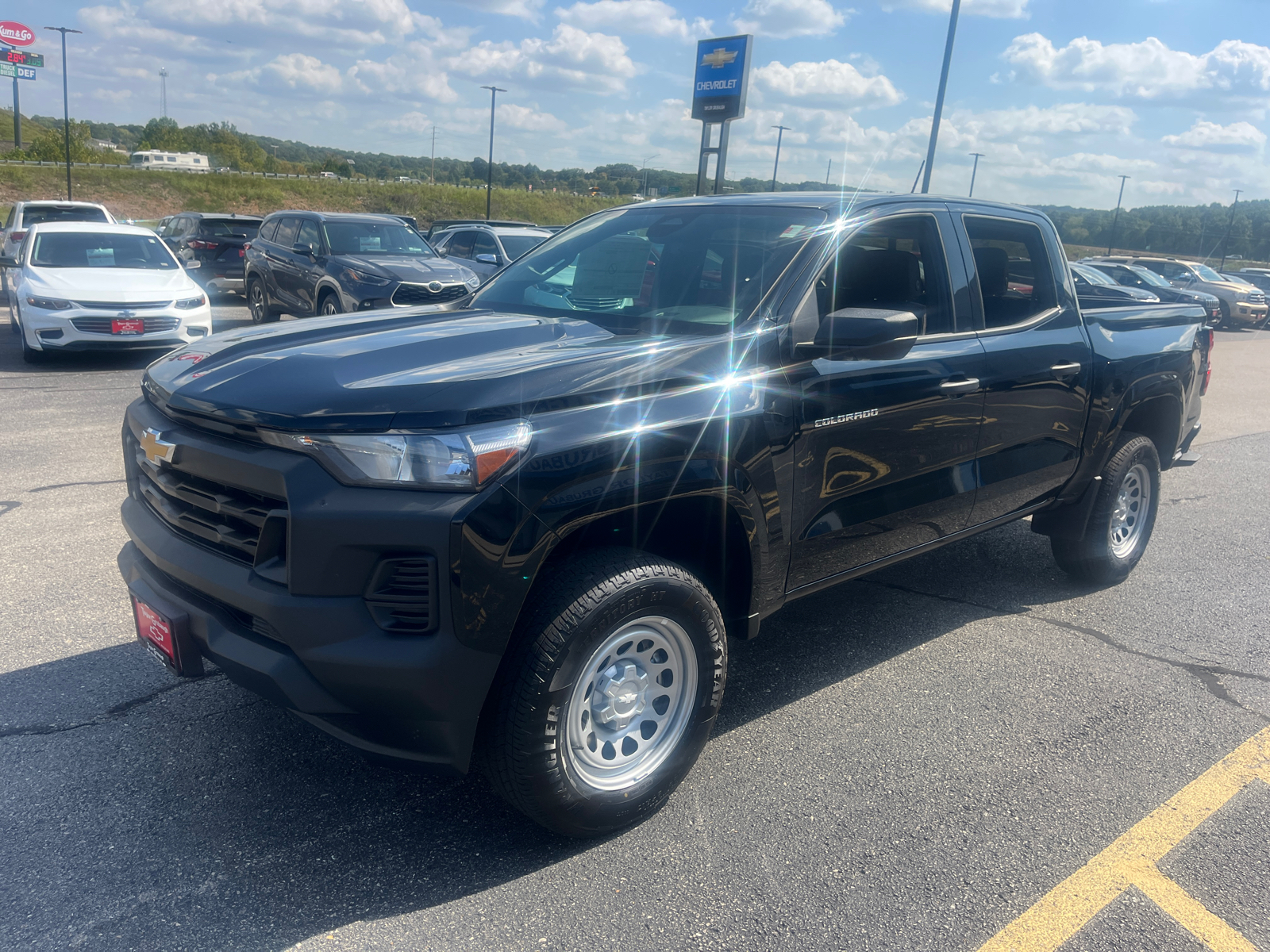 2024 Chevrolet Colorado Work Truck 3