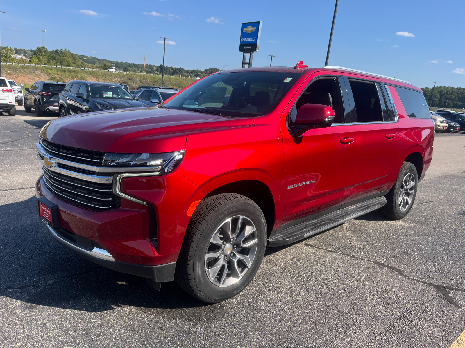 2024 Chevrolet Suburban LT 3