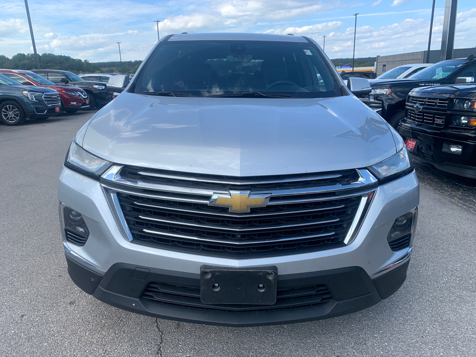 2022 Chevrolet Traverse LT Leather 2