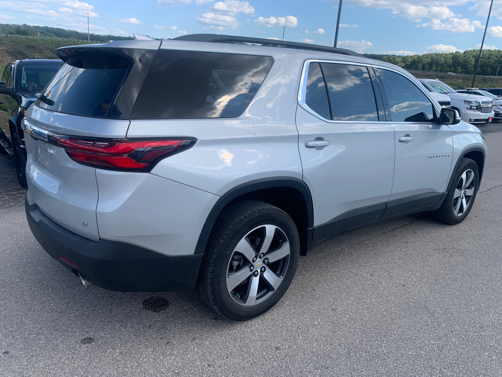 2022 Chevrolet Traverse LT Leather 5