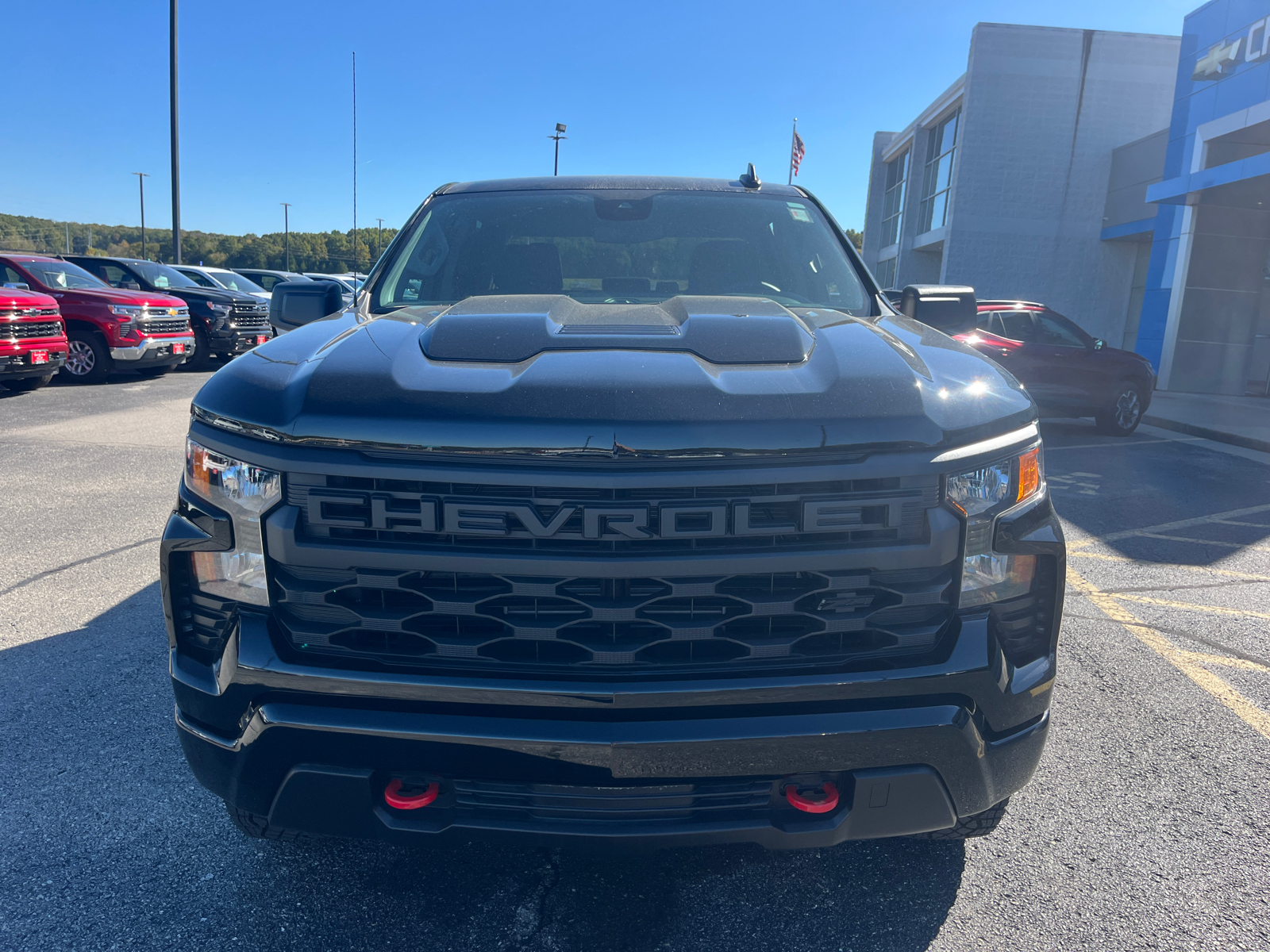 2024 Chevrolet Silverado 1500 Custom Trail Boss 2