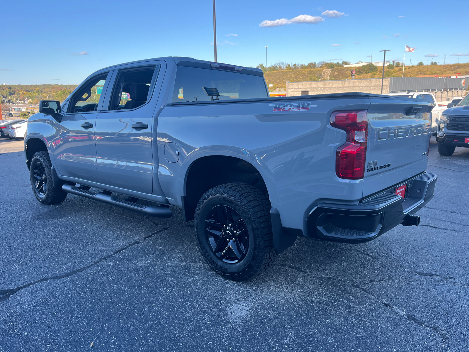 2024 Chevrolet Silverado 1500 Custom Trail Boss 6